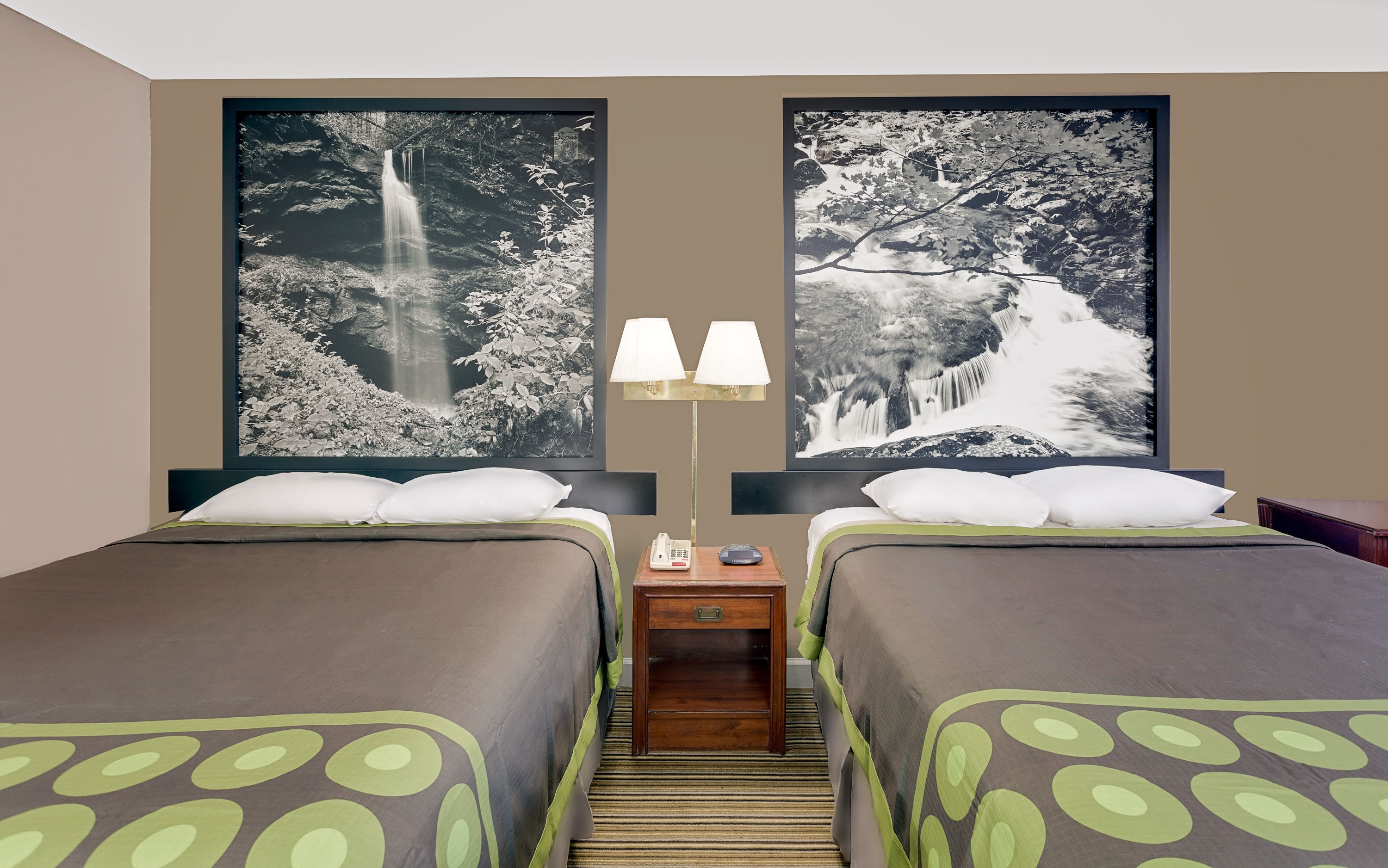 Guest room at the Super 8 by Wyndham Athens in Athens, Tennessee