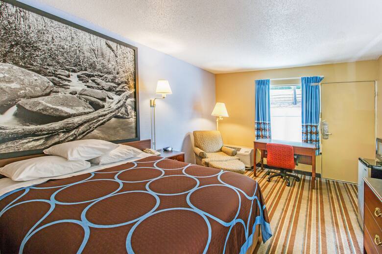 Guest room at the Super 8 Caryville TN in Caryville, Tennessee