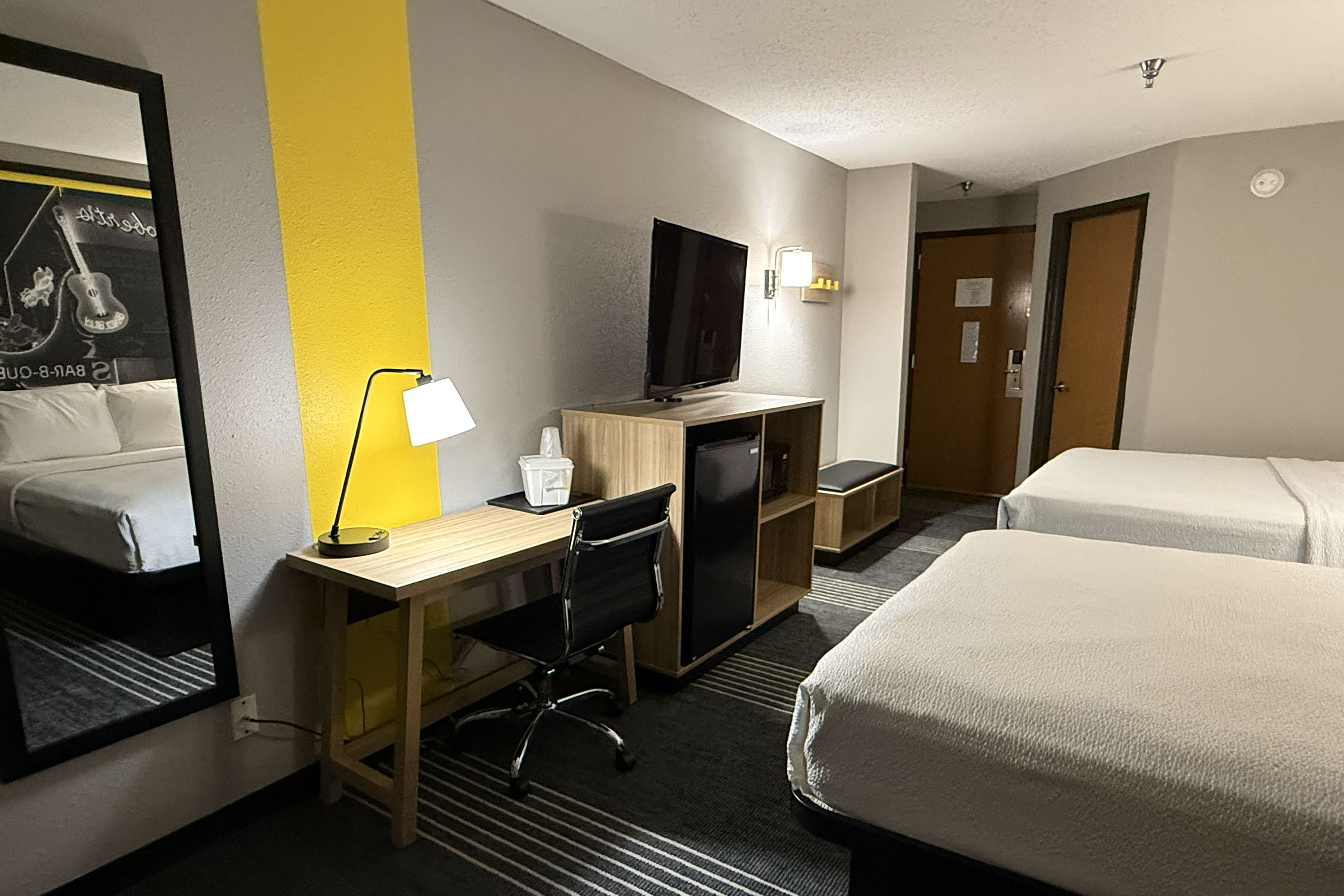 Guest room at the Super 8 by Wyndham Chattanooga East/Hamilton Place in Chattanooga, Tennessee