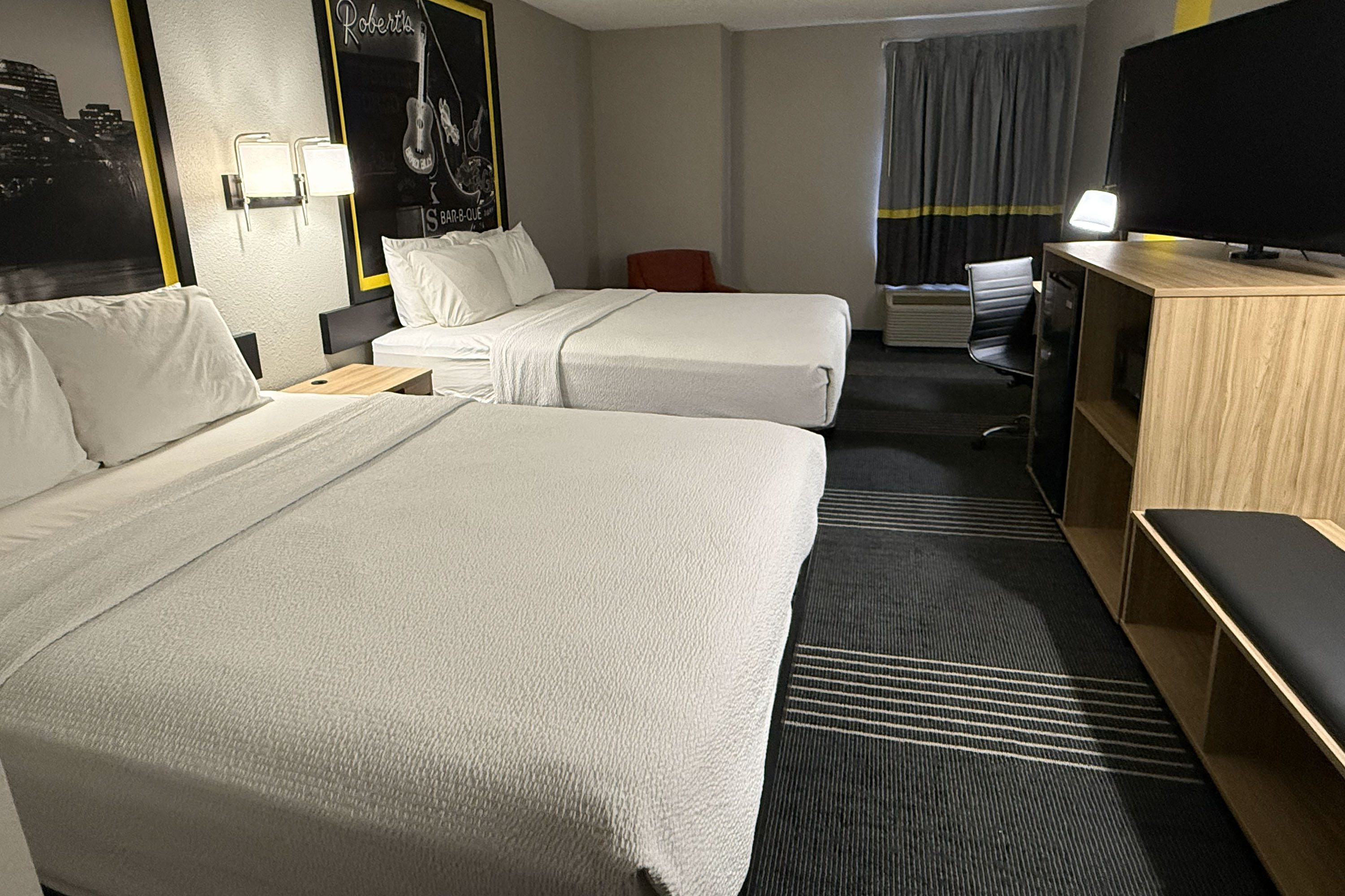 Guest room at the Super 8 by Wyndham Chattanooga East/Hamilton Place in Chattanooga, Tennessee