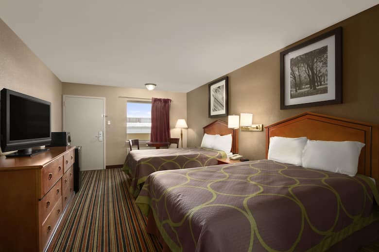 Guest room at the Super 8 Chattanooga/East Ridge in Chattanooga, Tennessee