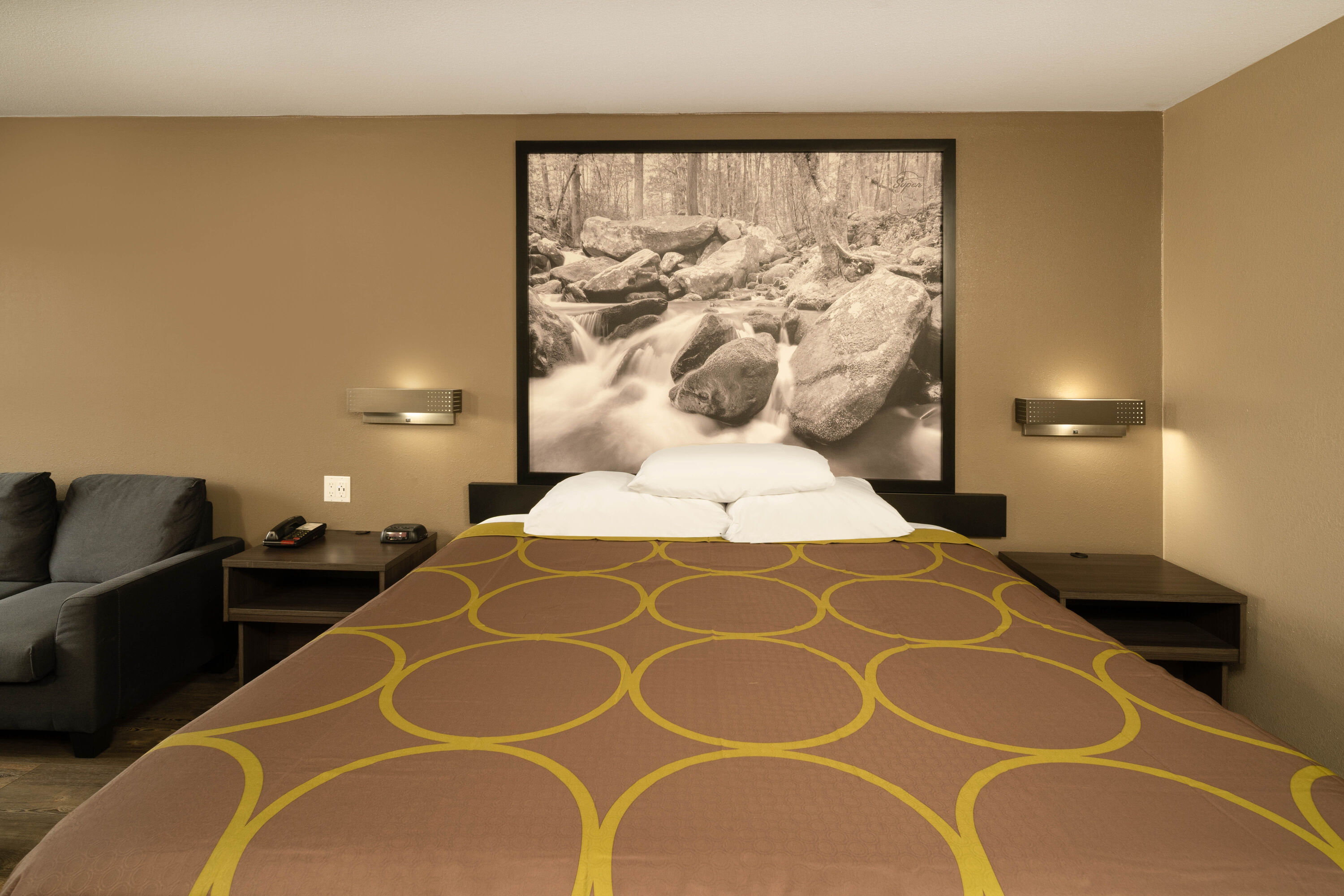 Guest room at the Super 8 by Wyndham Cleveland in Cleveland, Tennessee