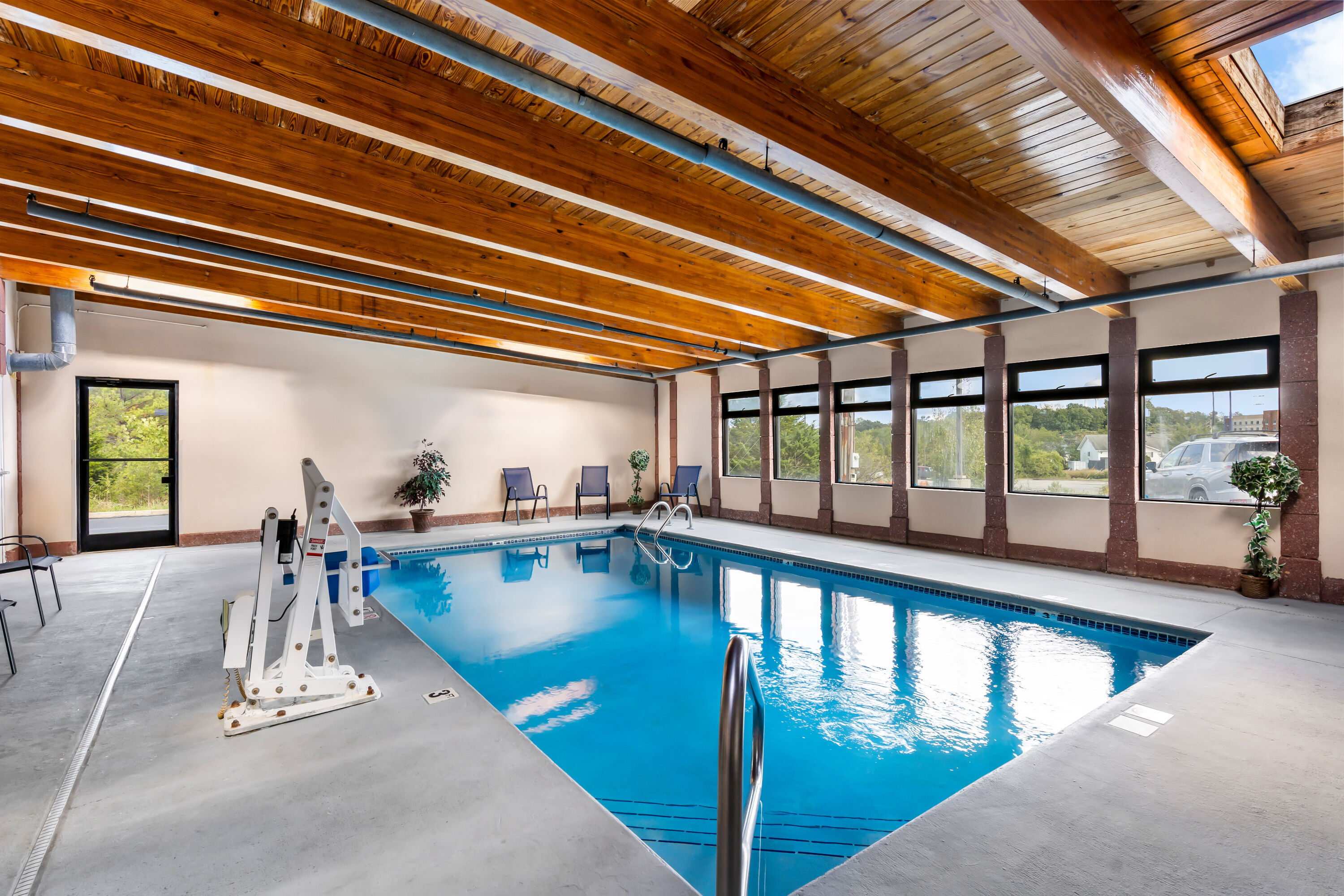 Pool at the Super 8 by Wyndham Dickson in Dickson, Tennessee