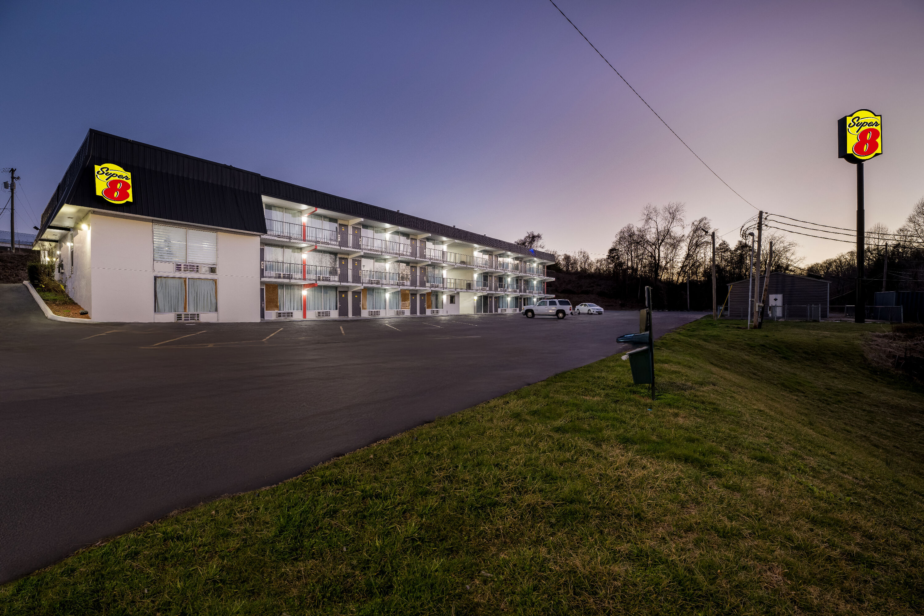 Exterior Night Image of Super 8 by Wyndham Kingsport /I-81 hotel in Kingsport, Tennessee