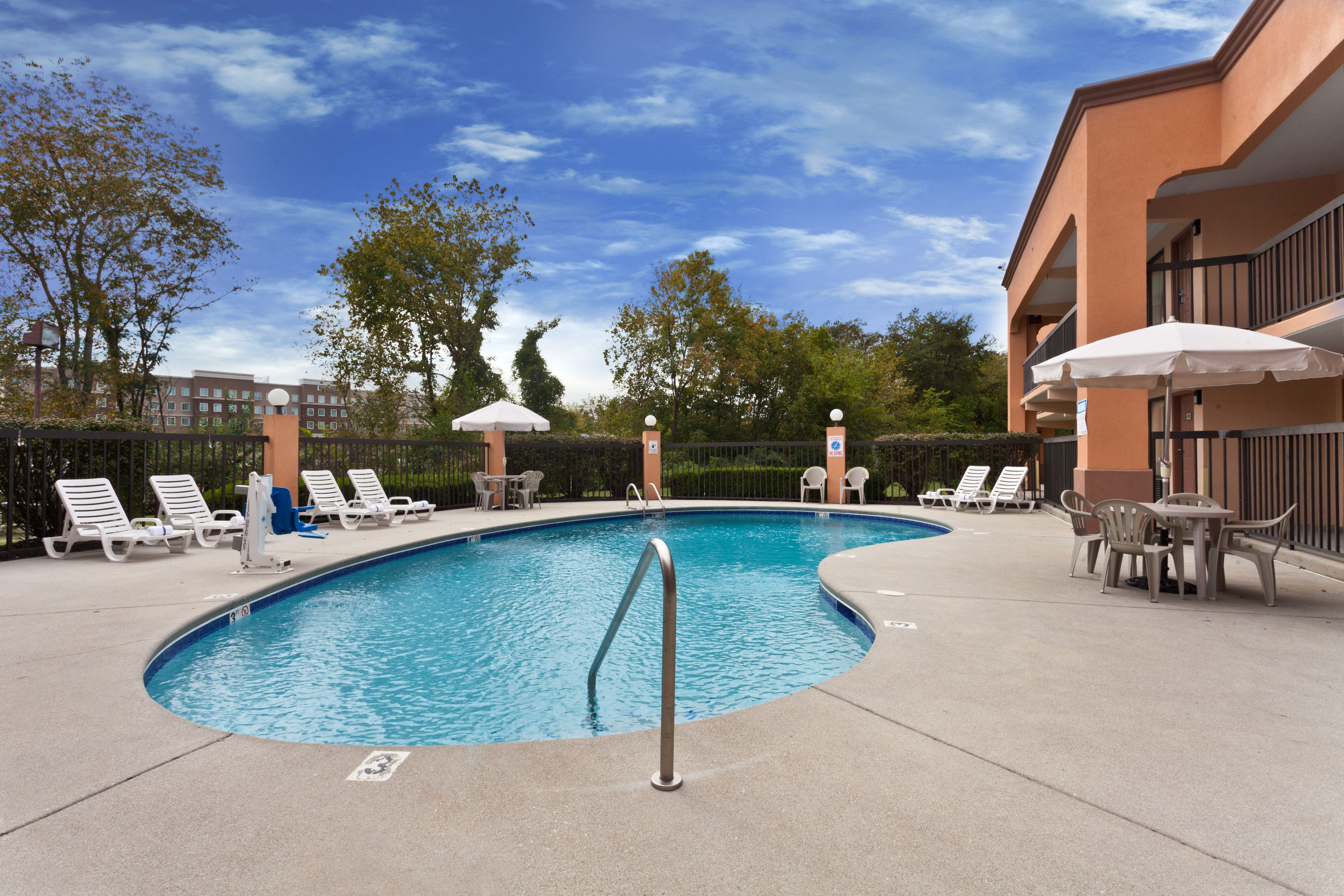 Pool at the Super 8 by Wyndham Knoxville West/Farragut in Knoxville, Tennessee