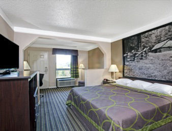 Super 8 by Wyndham Knoxville East suite in Knoxville, Tennessee