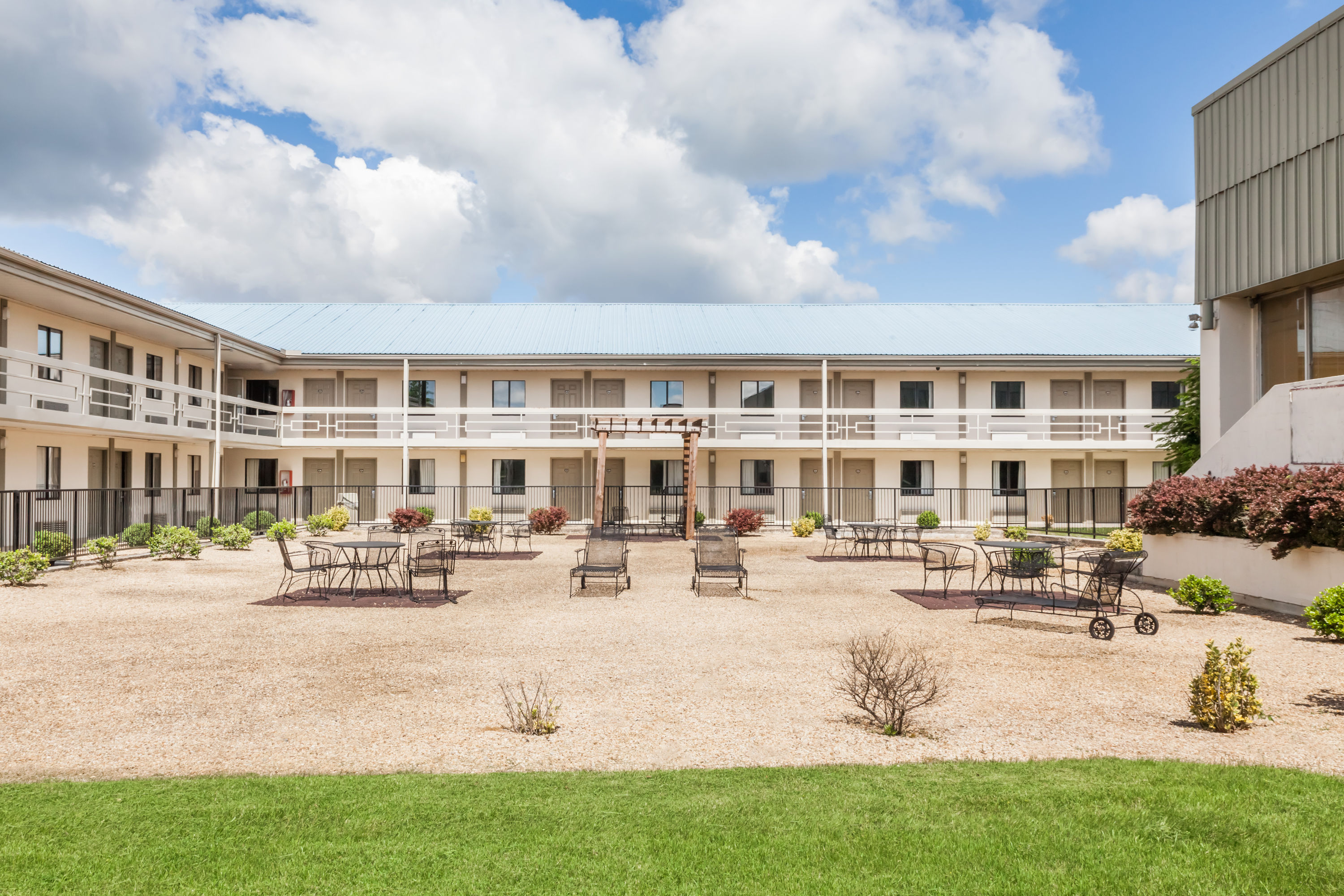 Super 8 by Wyndham Monteagle TN Monteagle, TN Hotels