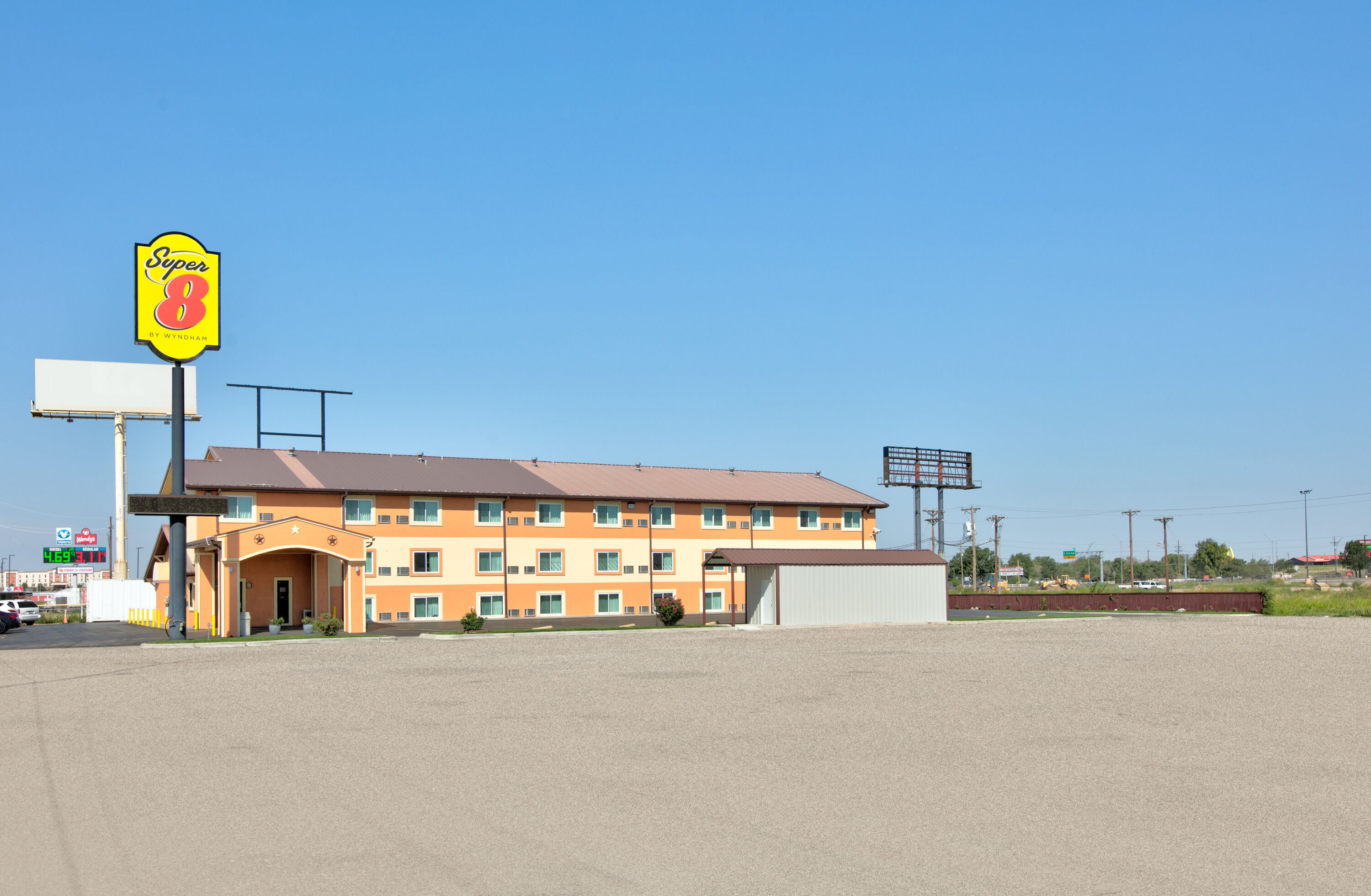 Exterior Day Image of Super 8 by Wyndham Amarillo East hotel in Amarillo, Texas