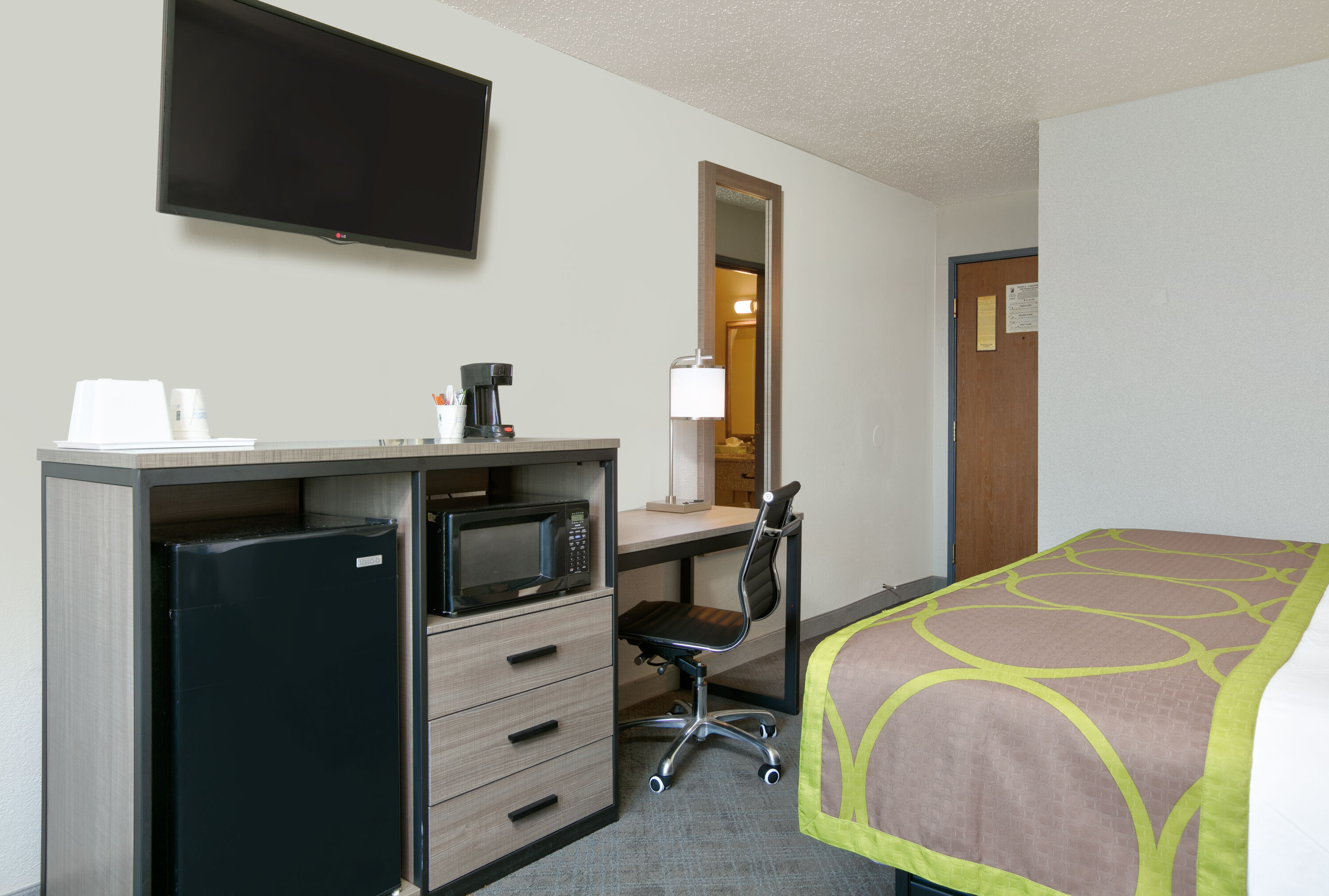 Guest room at the Super 8 by Wyndham Amarillo East in Amarillo, Texas