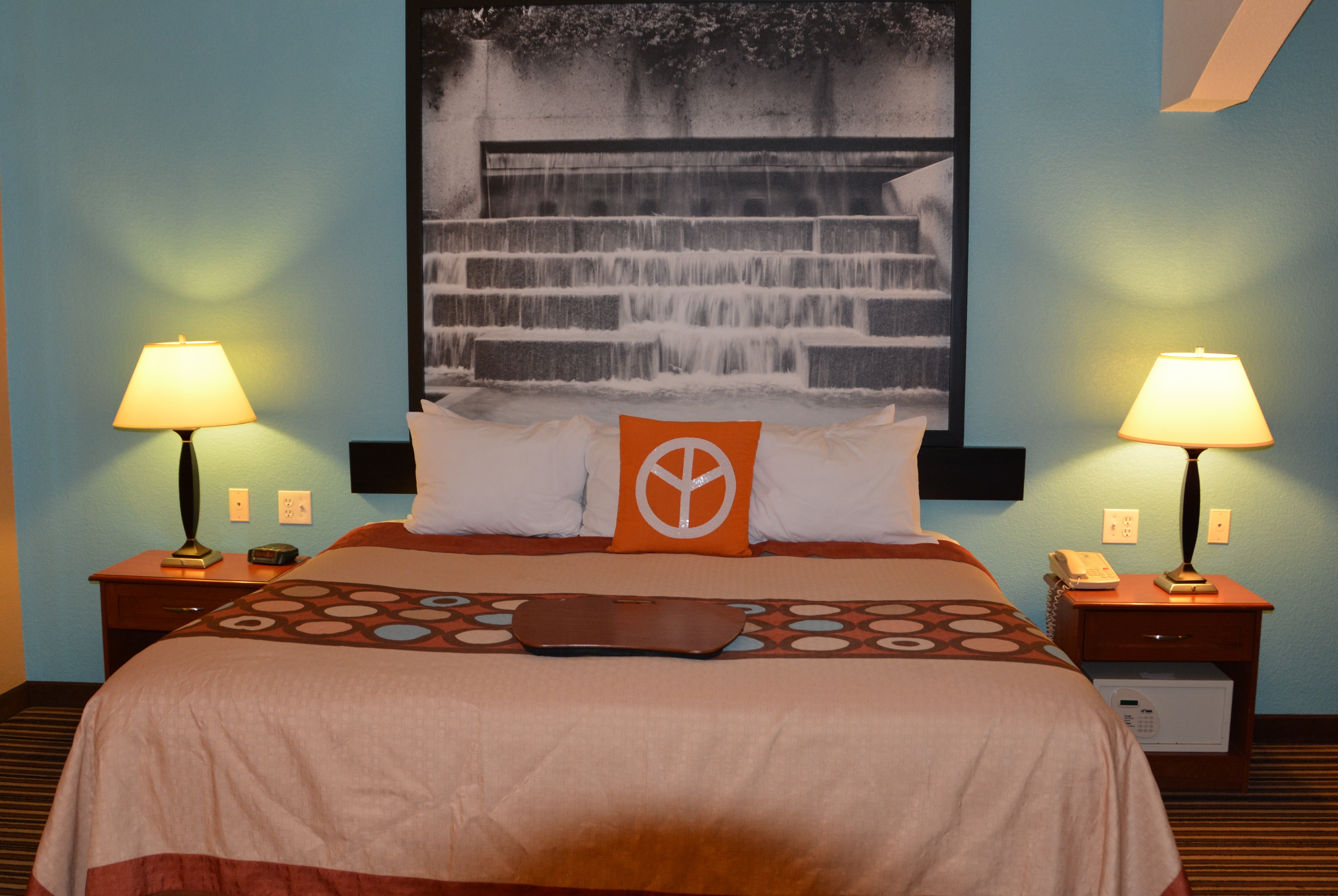 Guest room at the Super 8 by Wyndham Austin/Airport South in Austin, Texas