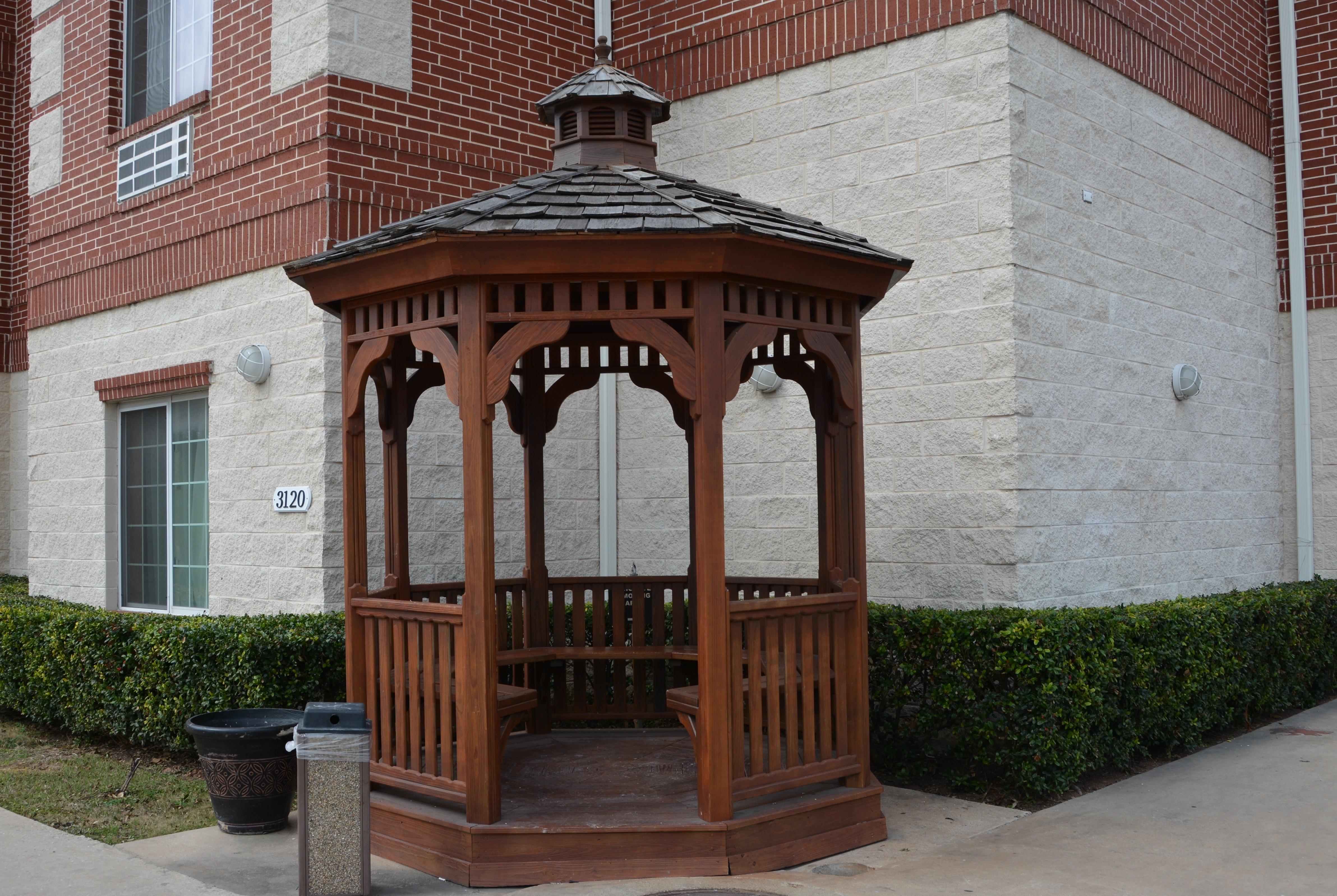 Gazebo at Super 8 by Wyndham Austin/Airport South in Austin, Texas