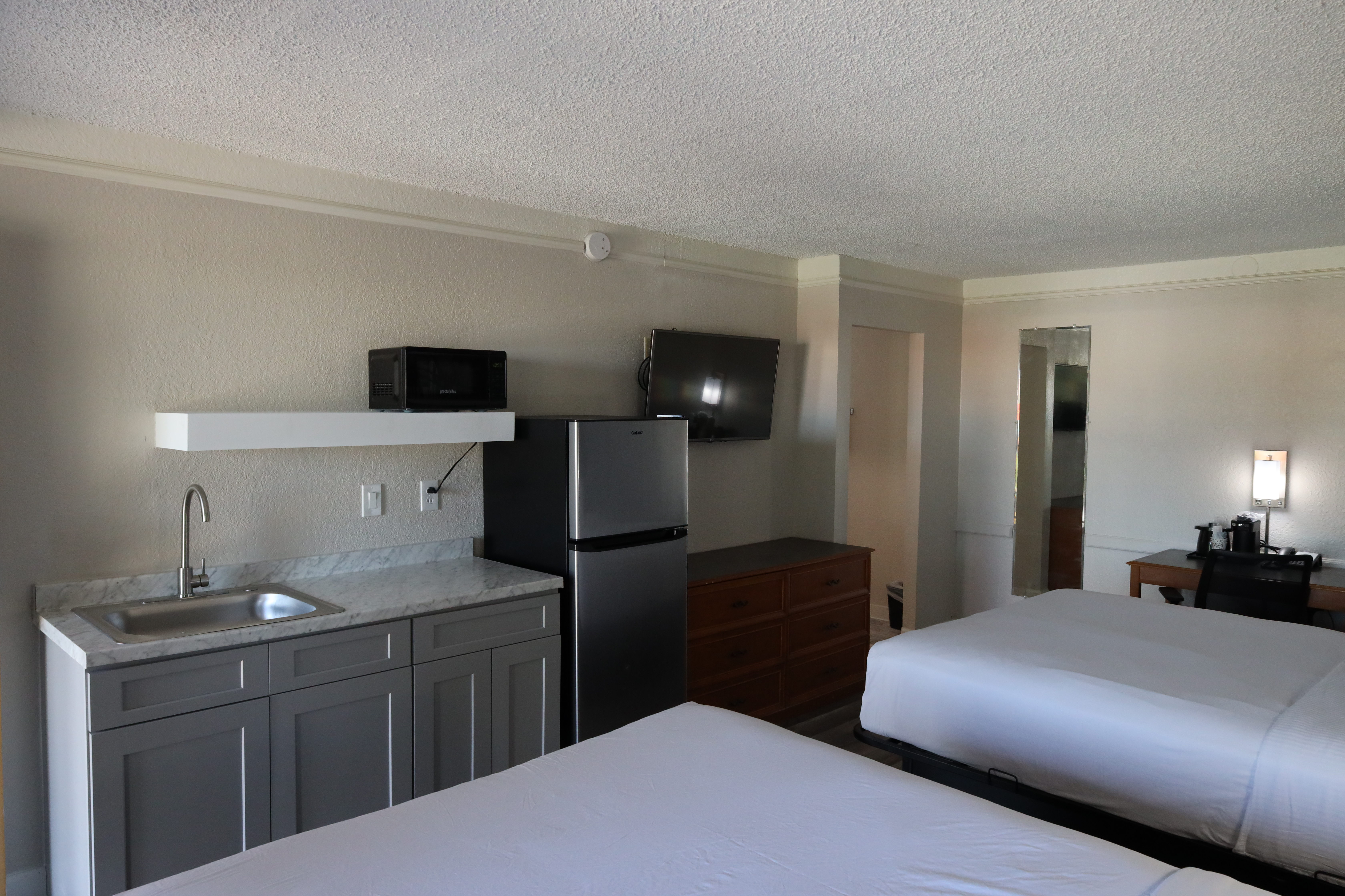 Guest room at the Super 8 by Wyndham Austin South / I-35 in Austin, Texas