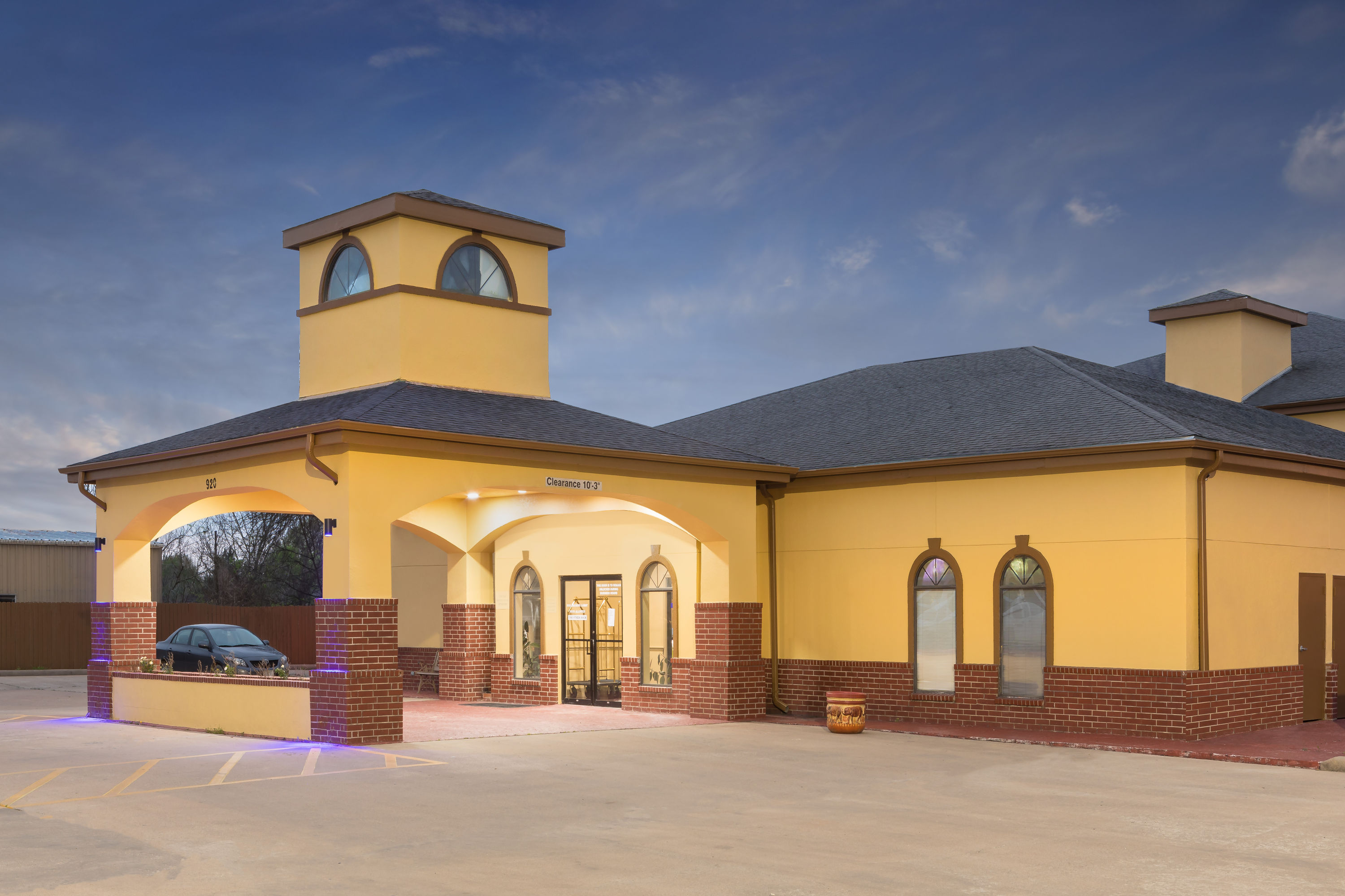 Super 8 by Wyndham Bay City Bay City, TX Hotels