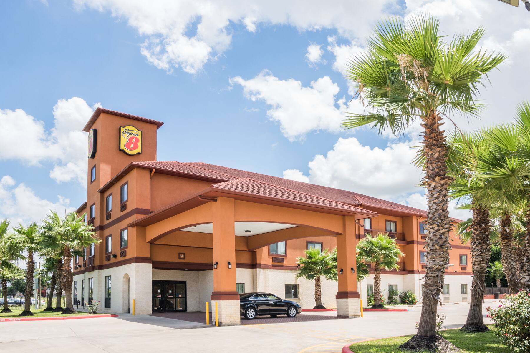 Exterior of Super 8 Brookshire TX hotel in Brookshire, Texas Exterior of Super 8 Brookshire TX hotel in Brookshire, Texas