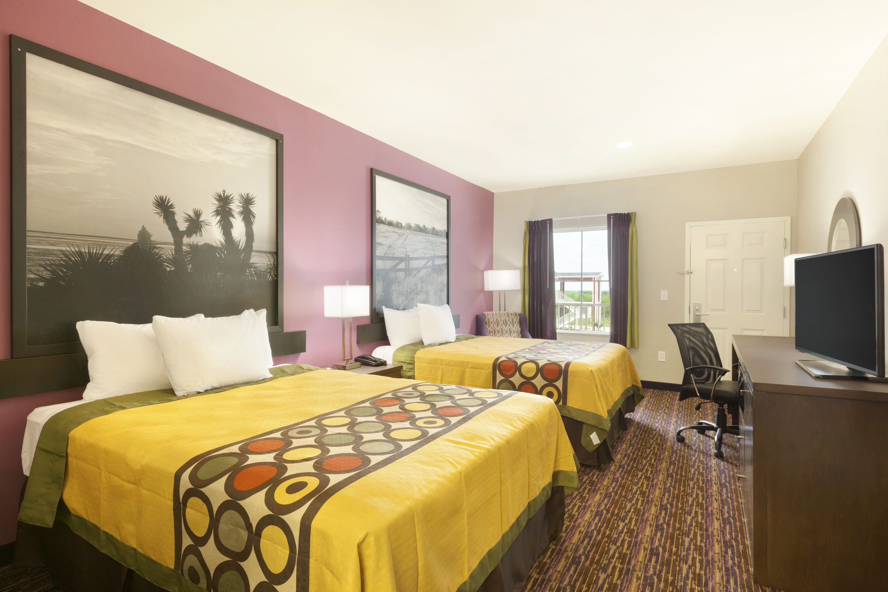 Guest room at the Super 8 by Wyndham Carrizo Springs in Carrizo Springs, Texas