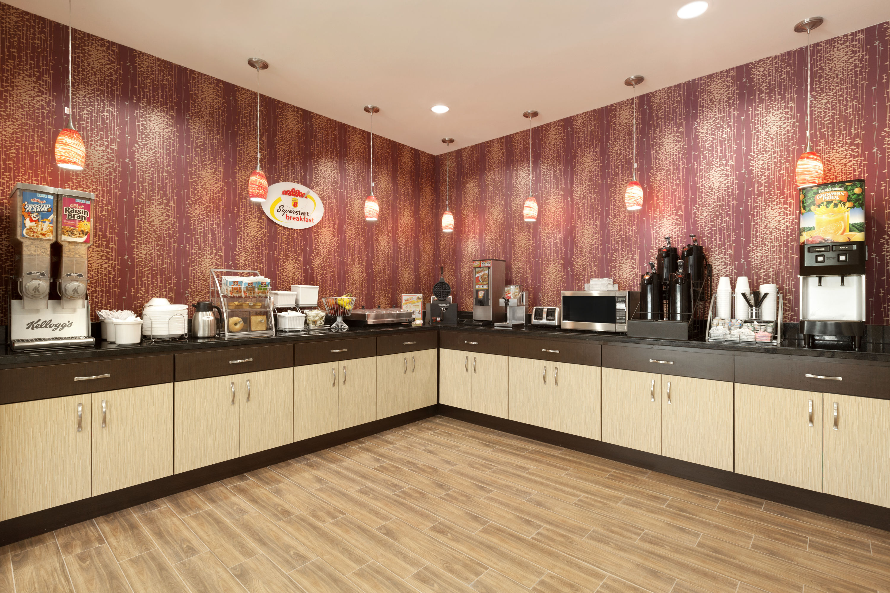 Super 8 by Wyndham Carrizo Springs restaurant in Carrizo Springs, Texas