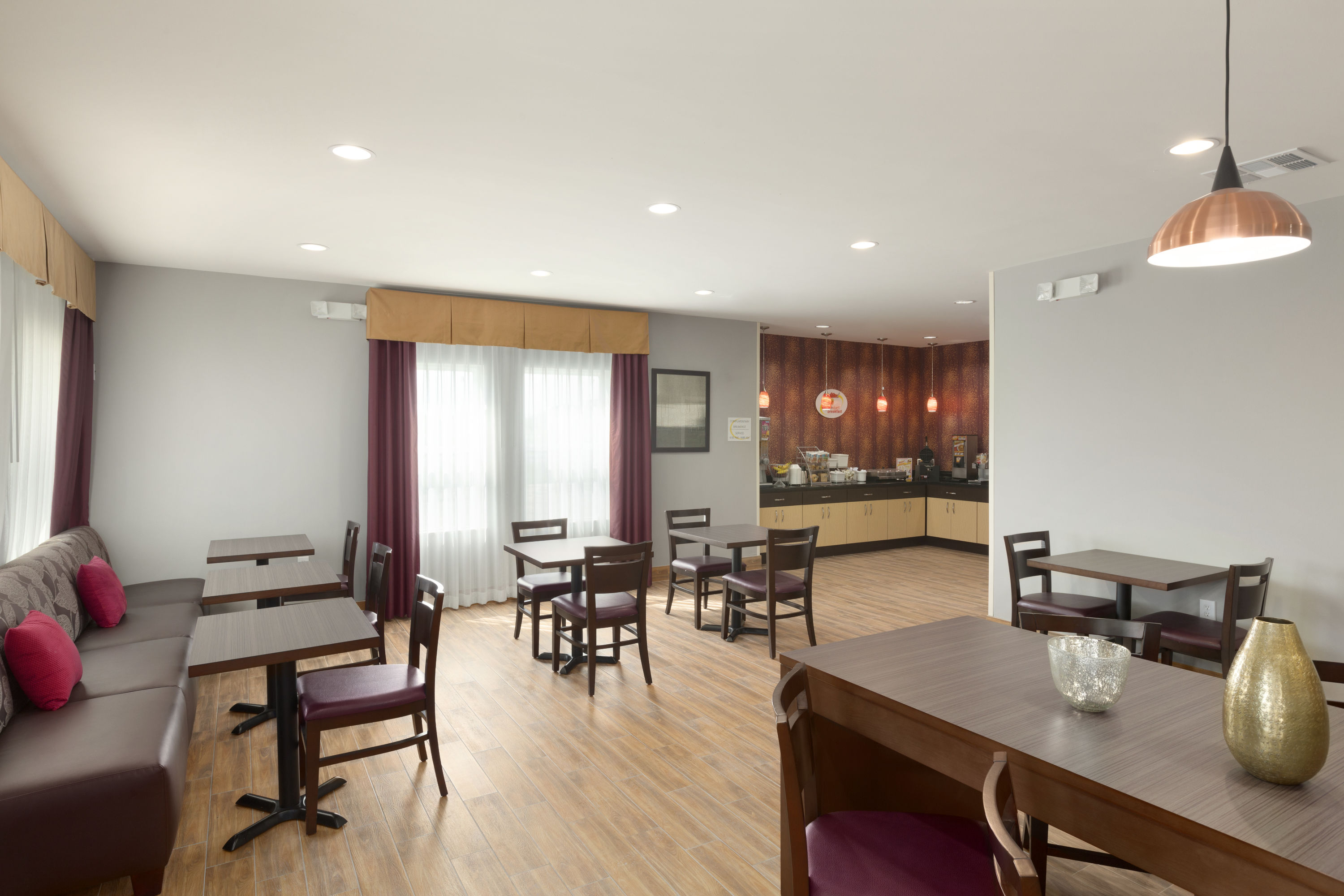 Super 8 by Wyndham Carrizo Springs restaurant in Carrizo Springs, Texas