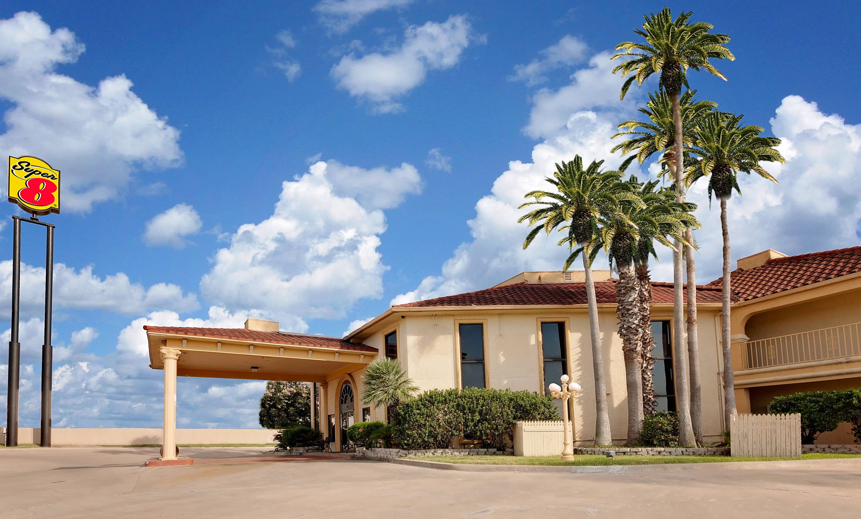 Super 8 by Wyndham Corpus Christi Northwest | Corpus Christi, TX