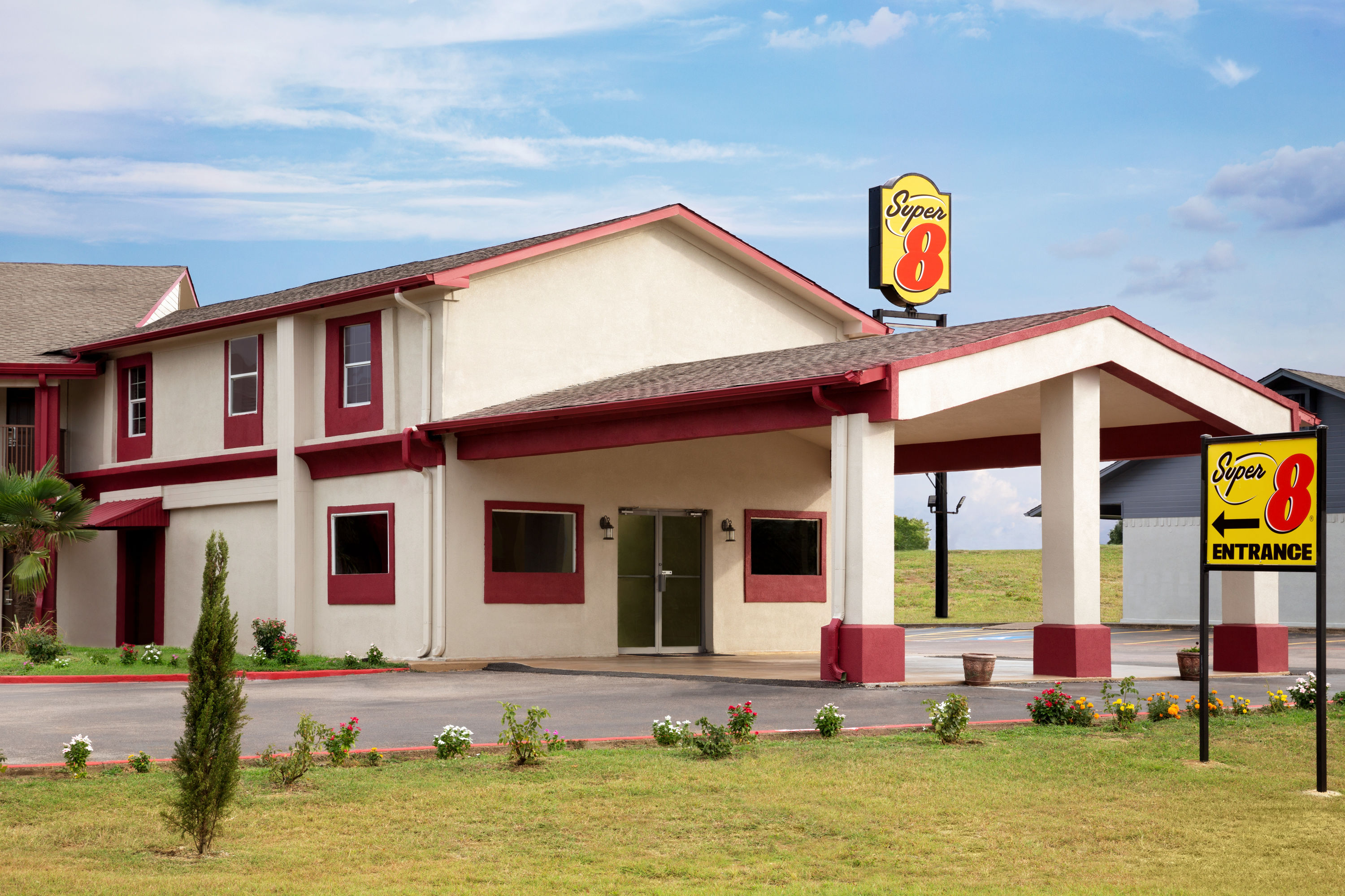 Super 8 By Wyndham Corsicana Corsicana Tx Hotels