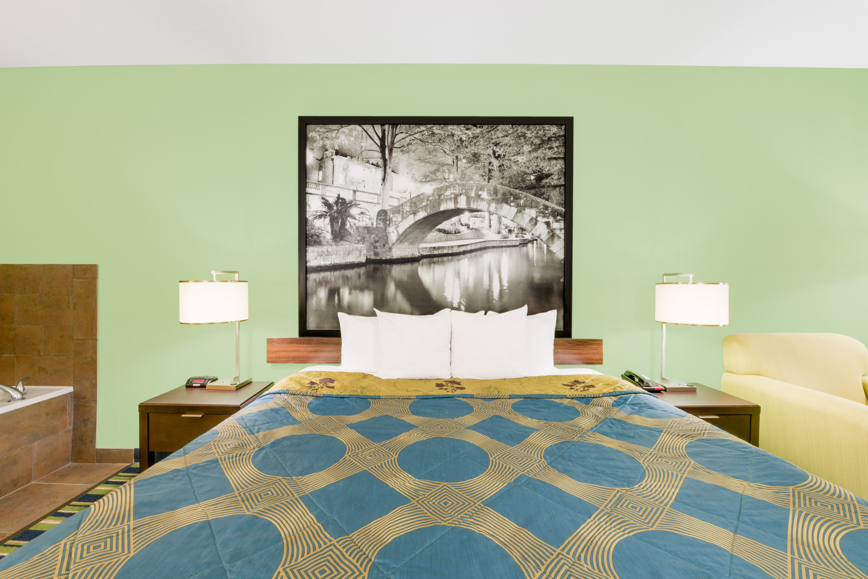 Super 8 by Wyndham Cotulla TX suite in Cotulla, Texas