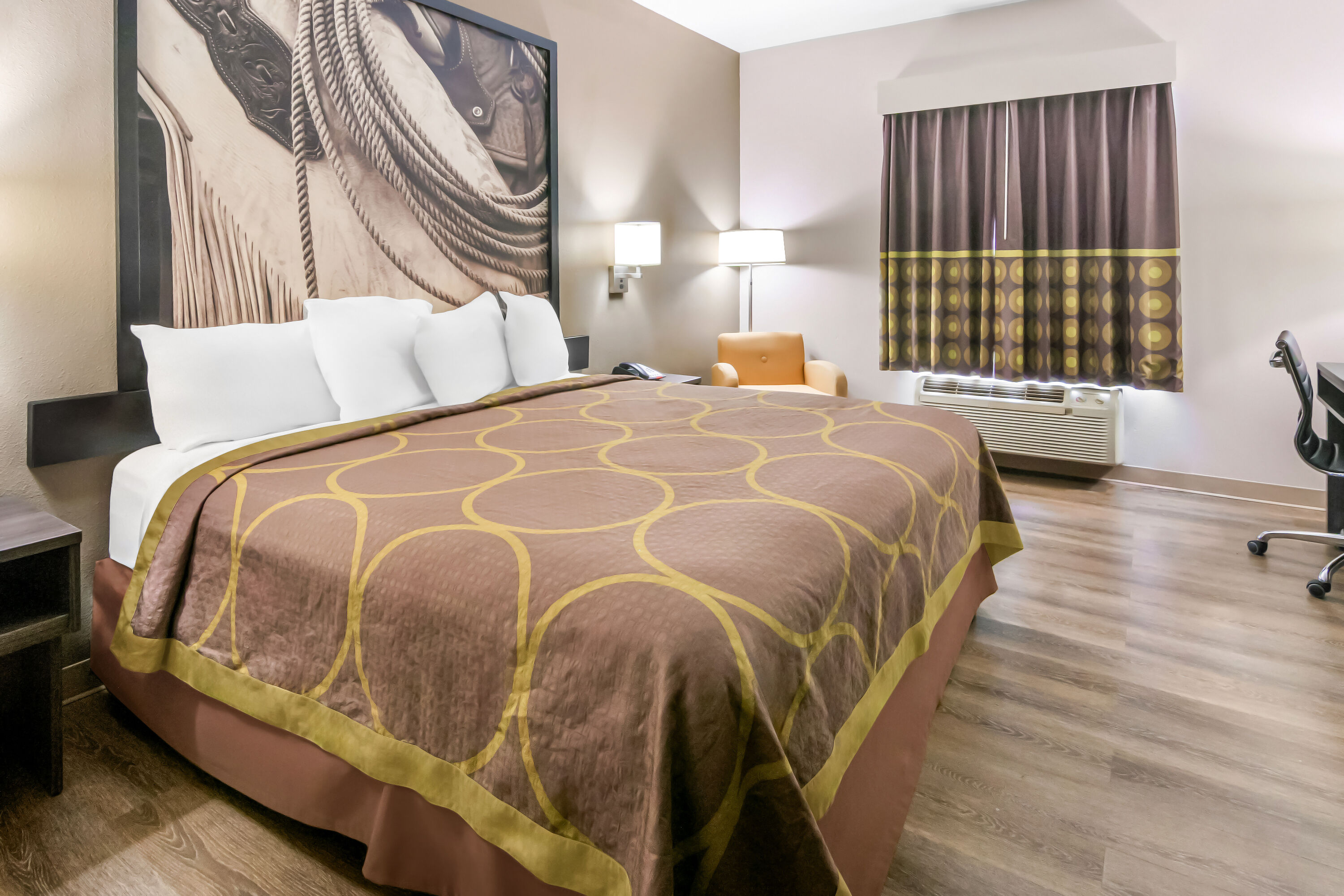 Double bed guest room at the Super 8 by Wyndham Fort Worth Stockyards in Fort Worth, Texas