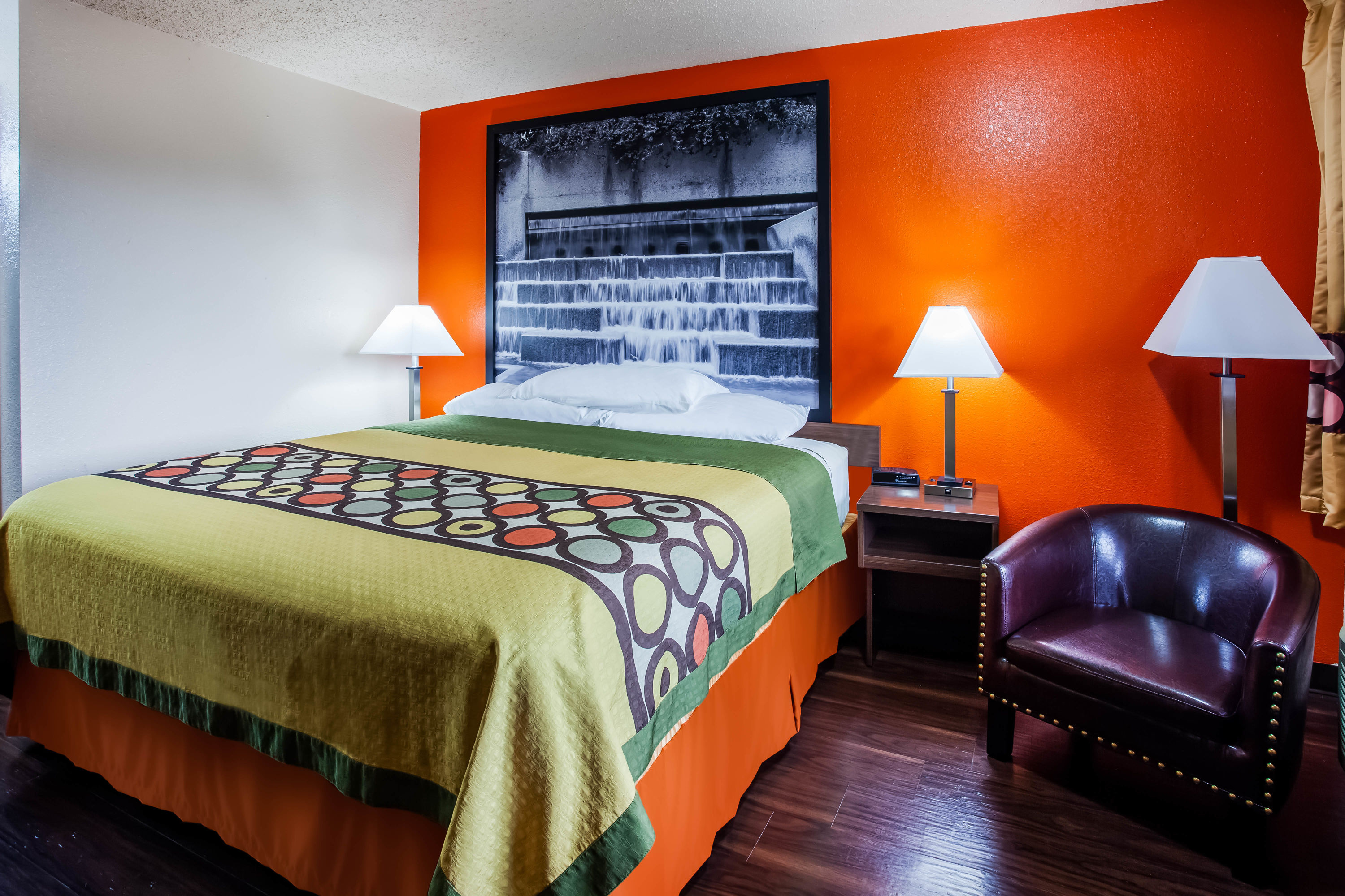 Guest room at the Super 8 by Wyndham Giddings in Giddings, Texas