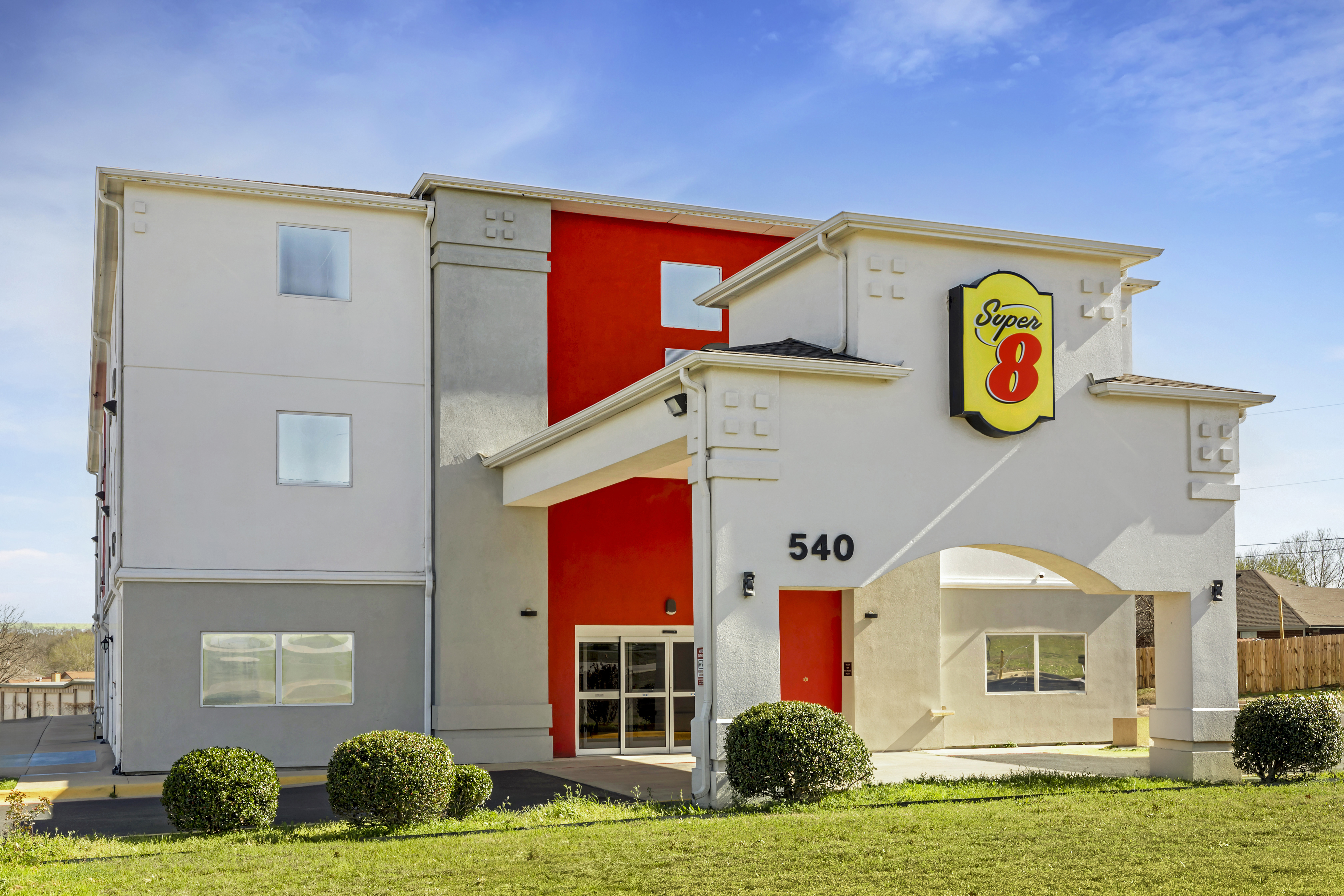 Exterior of Super 8 by Wyndham Harker Heights Killeen/Fort Cavazos hotel in Harker Heights, Texas