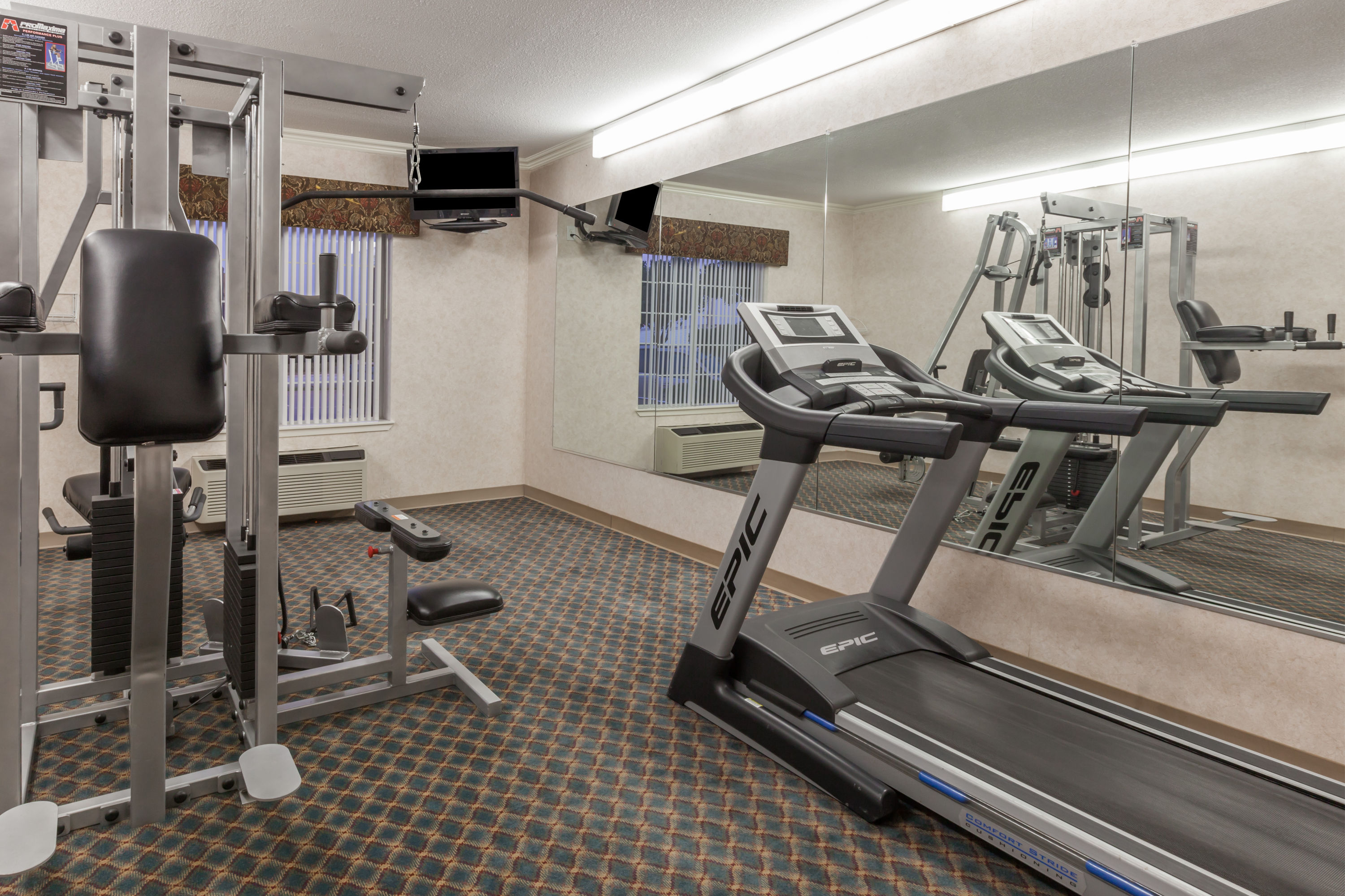 Super Wyndham Hillsboro Hillsboro  Hotels