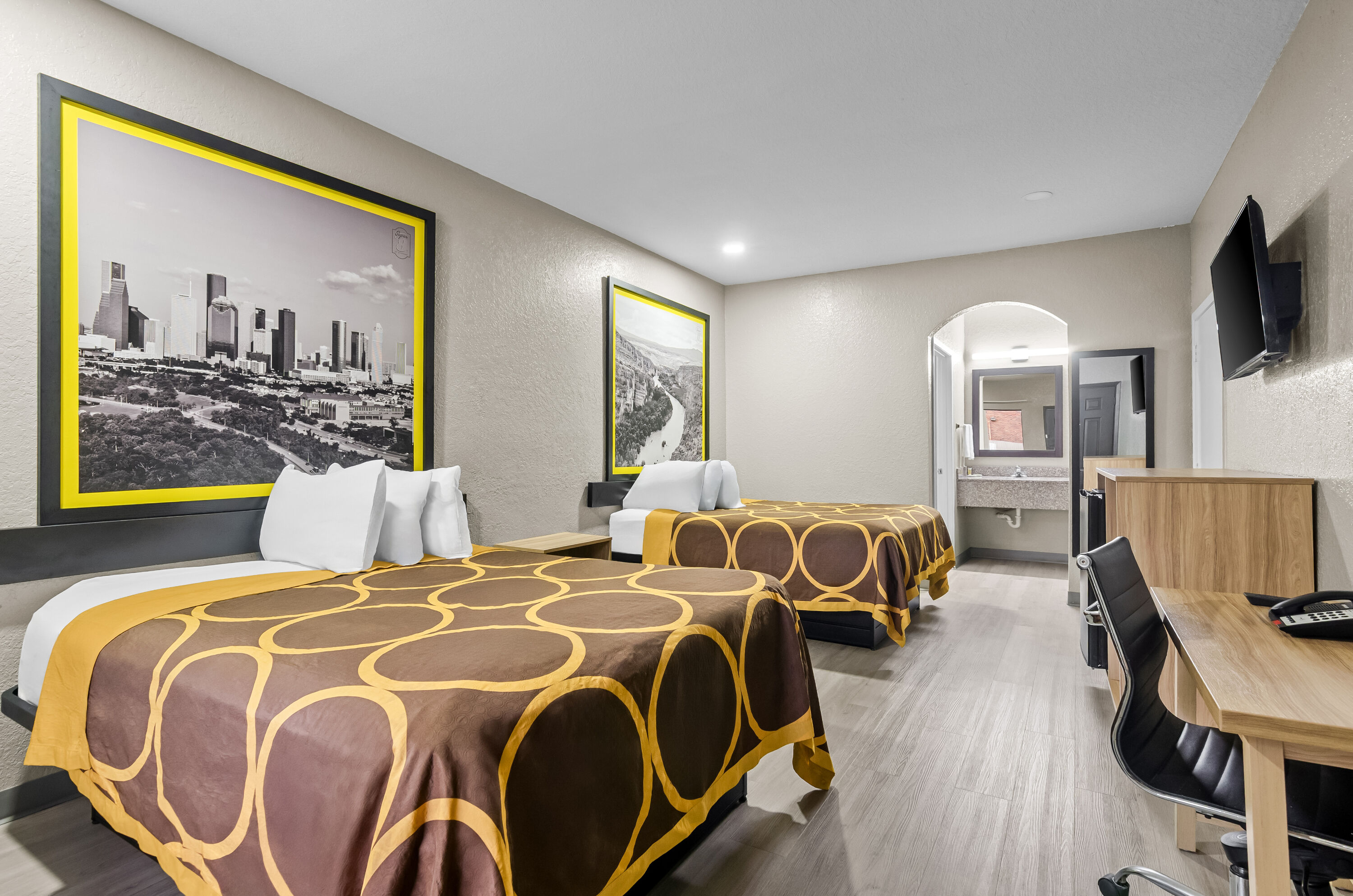 Double bed guest room at the Super 8 by Wyndham Houston/Brookhollow NW in Houston, Texas