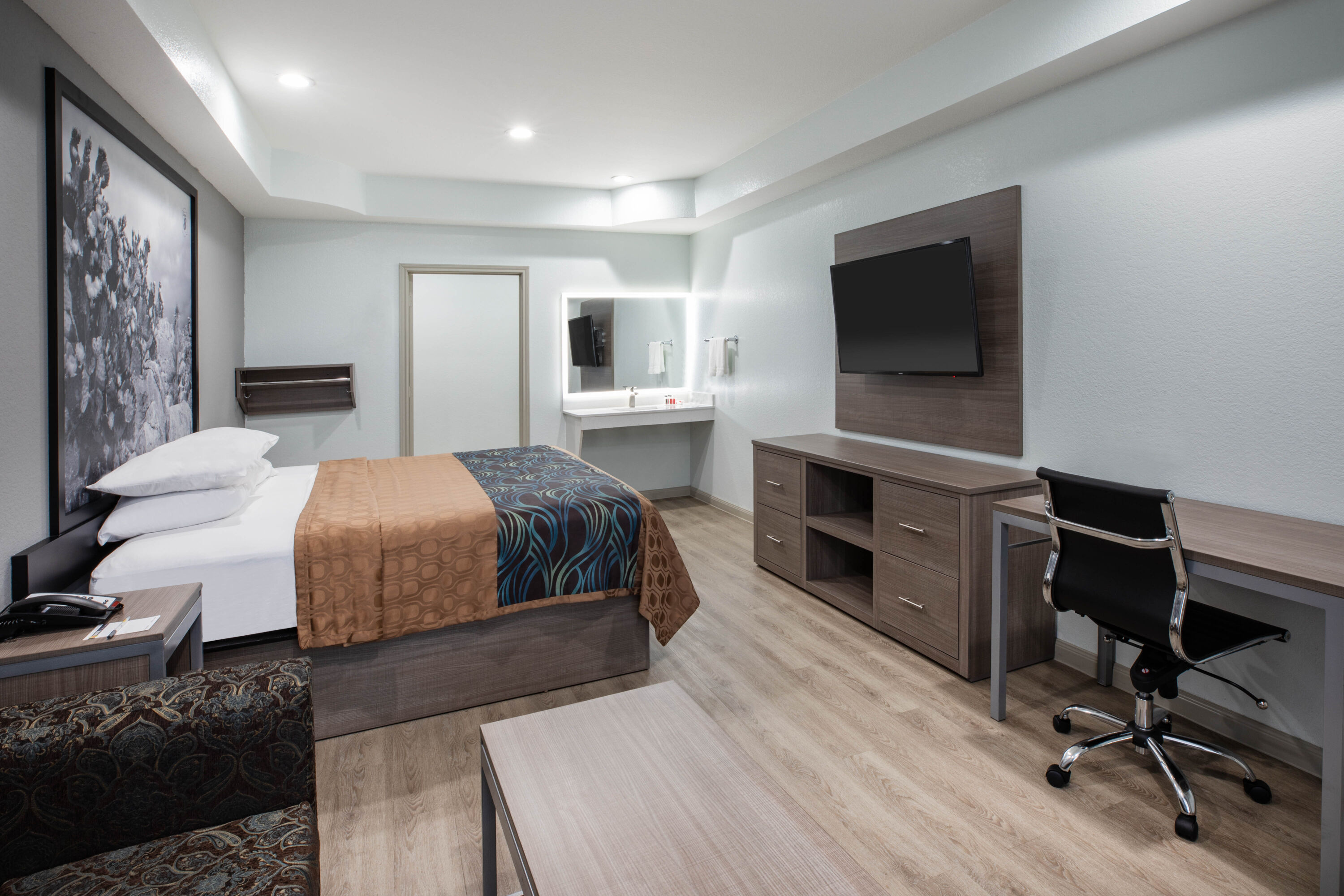 Guest room at the Super 8 by Wyndham Humble/Fallcreek/Houston in Humble, Texas