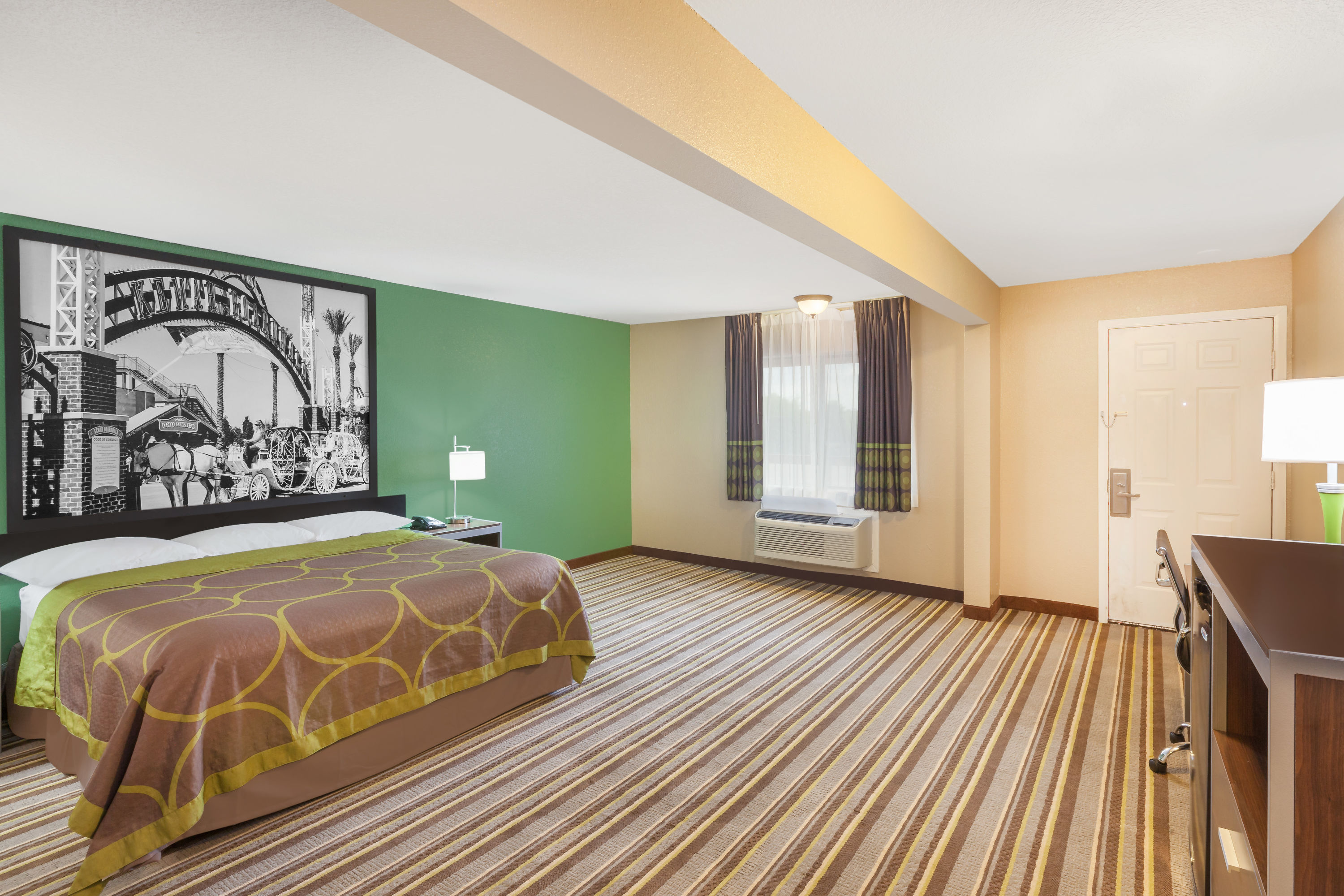 Guest room at the Super 8 by Wyndham Kingsville in Kingsville, Texas