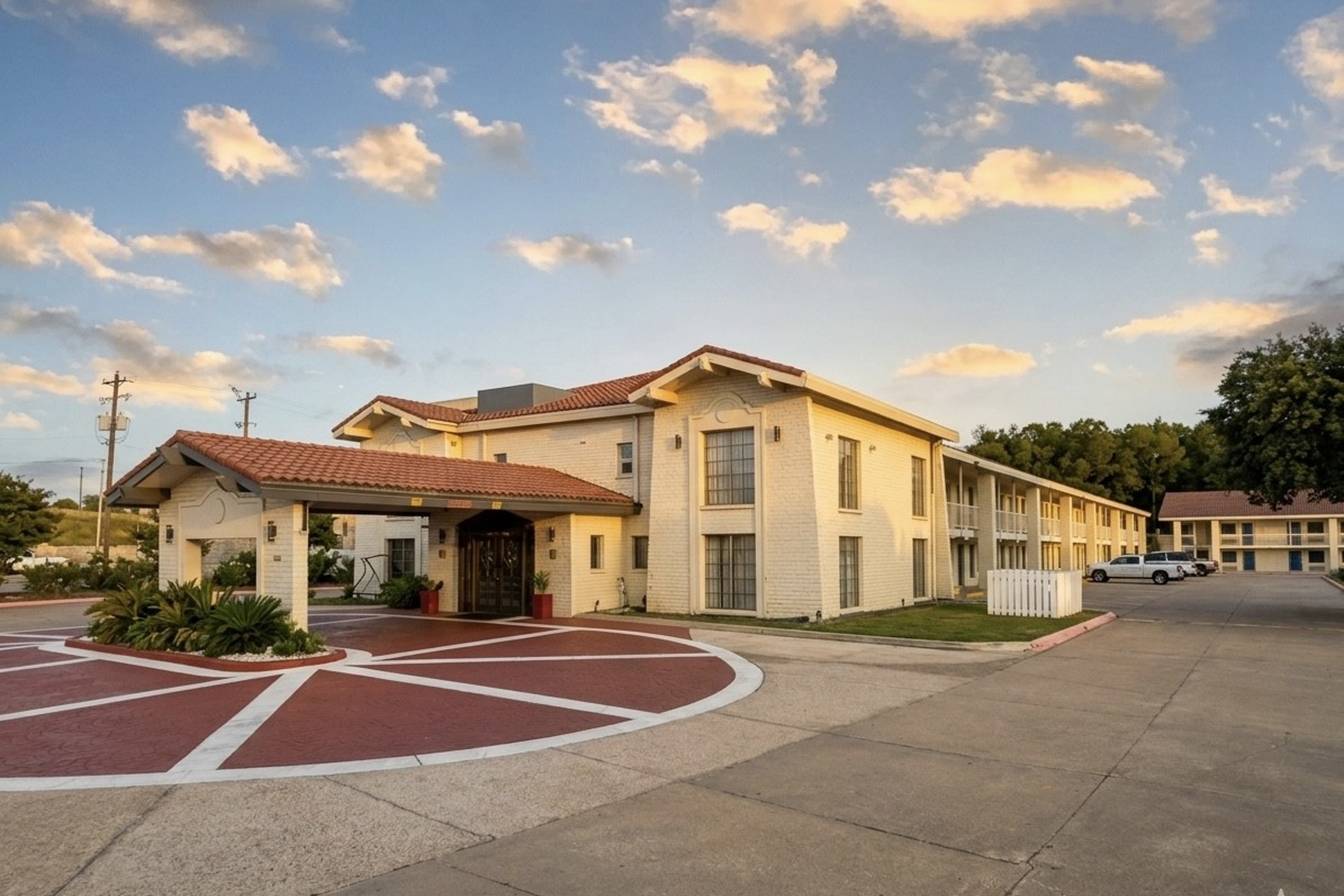 Exterior of Super 8 by Wyndham Nacogdoches Near University hotel in Nacogdoches, Texas