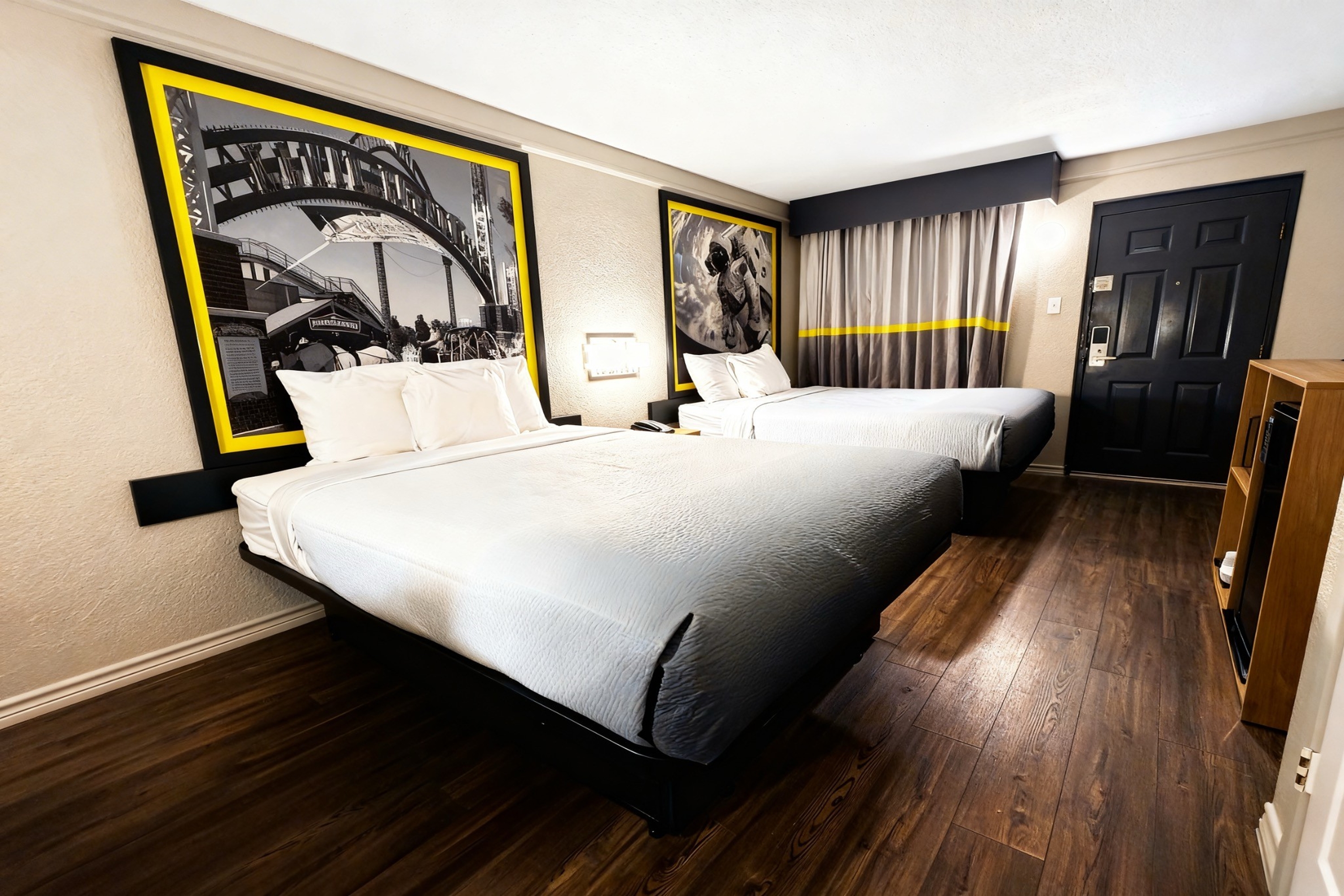 Guest room at the Super 8 by Wyndham Nacogdoches Near University in Nacogdoches, Texas