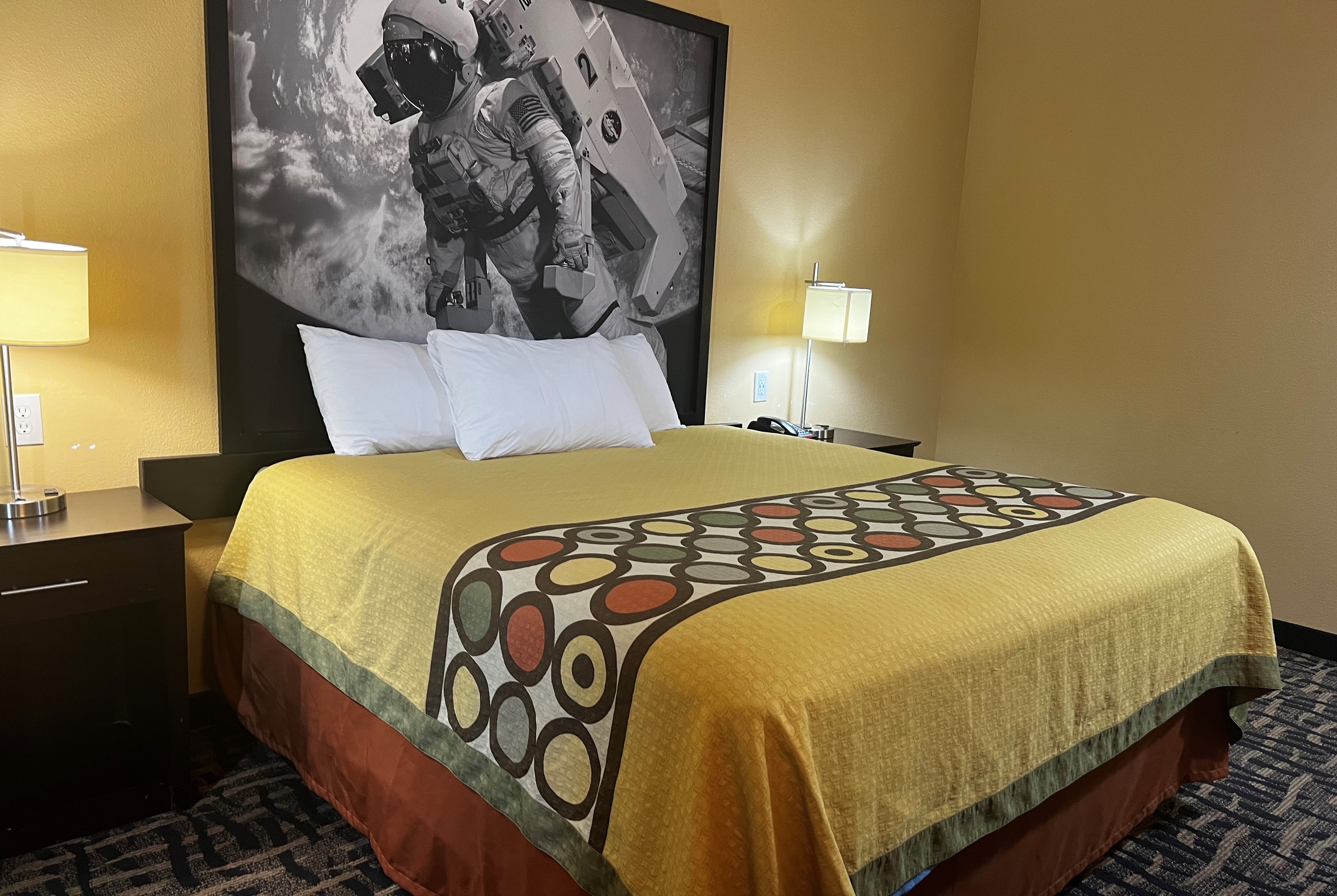Guest room at the Super 8 by Wyndham Pasadena in Pasadena, Texas