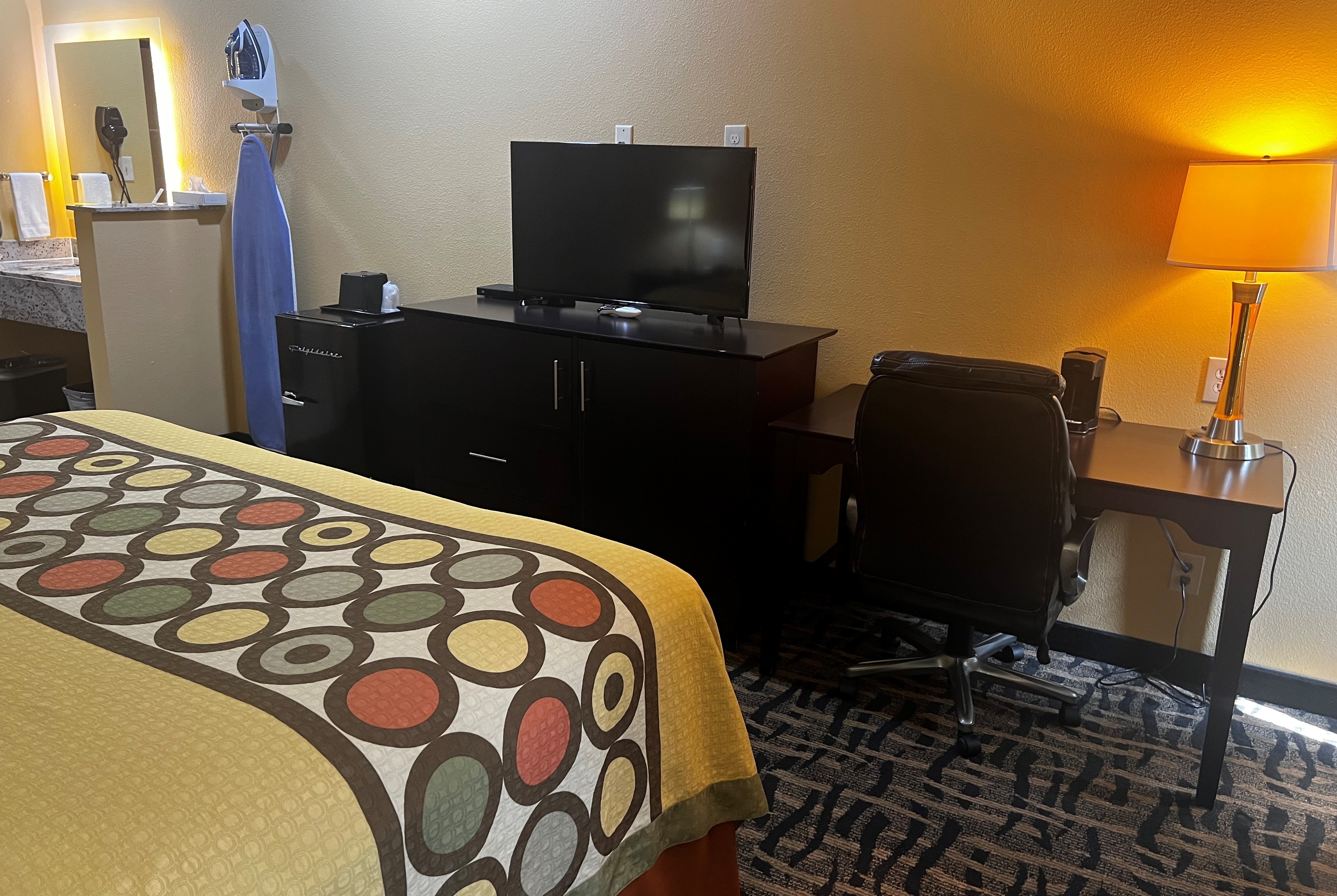 Guest room at the Super 8 by Wyndham Pasadena in Pasadena, Texas