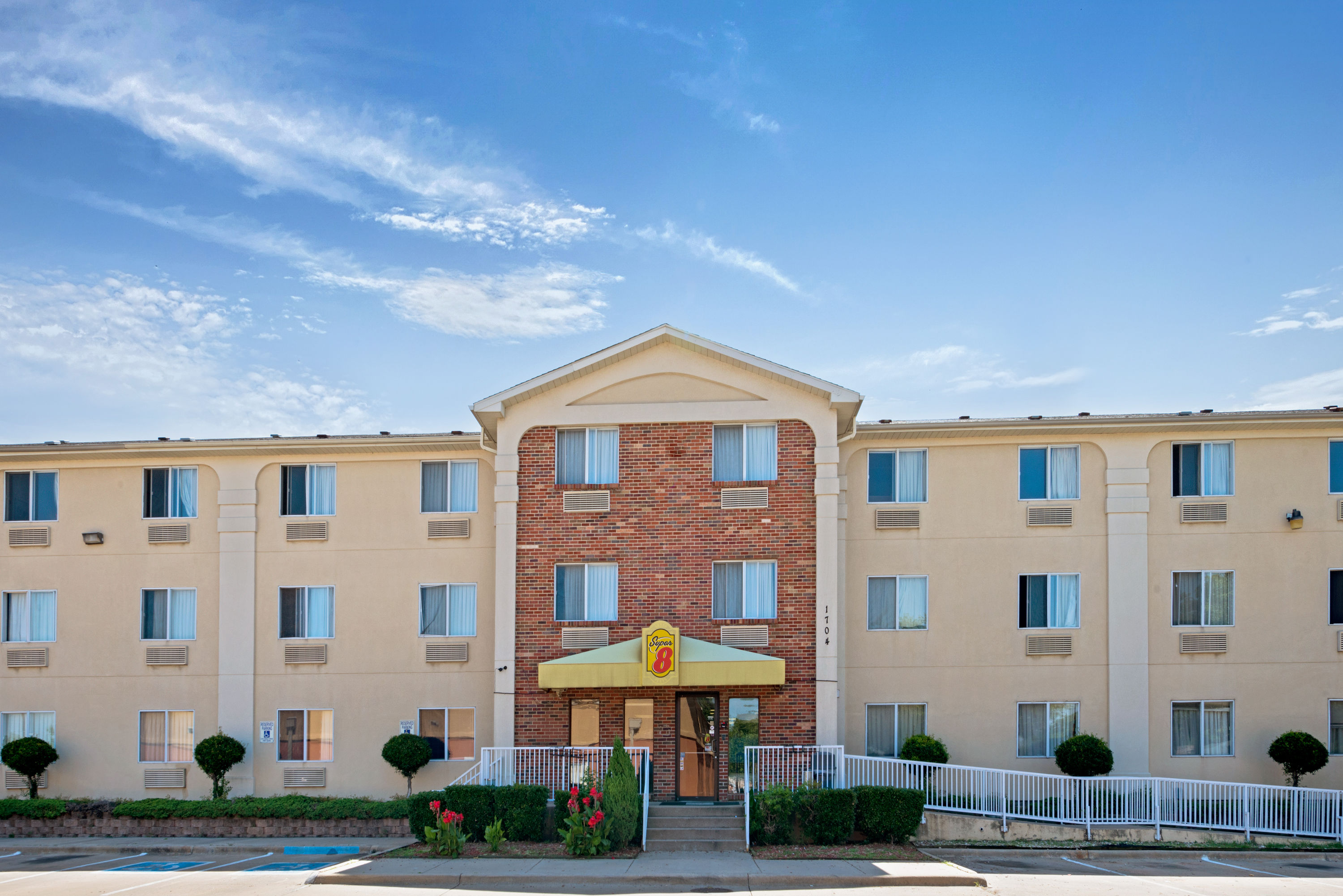 Super 8 by Wyndham Plano/Dallas Area Plano TX Hotels
