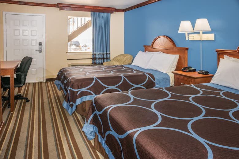 Guest room at the Super 8 San Marcos in San Marcos, Texas