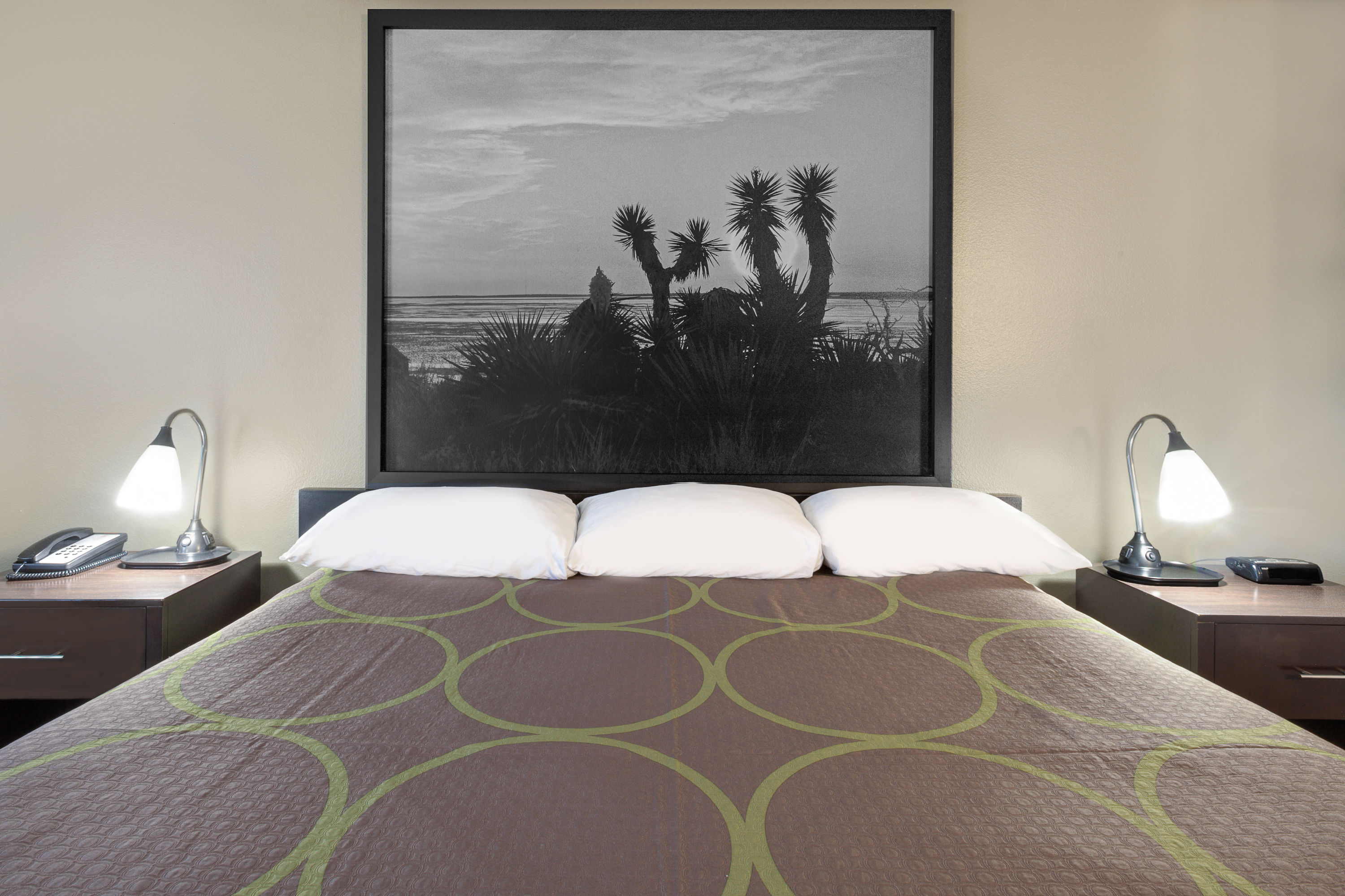 Guest room at the Super 8 by Wyndham Victoria/North/Mall Area in Victoria, Texas