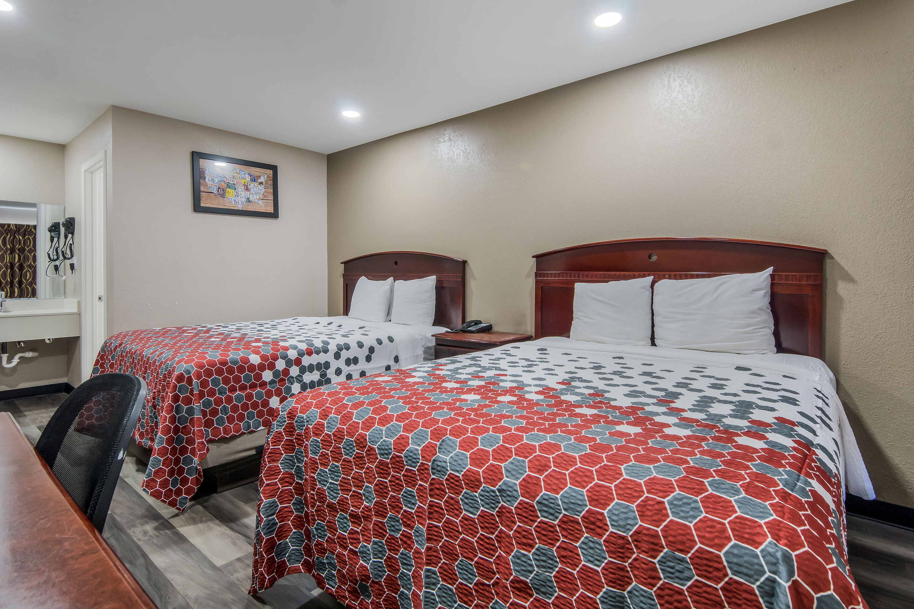 Guest room at the Super 8 by Wyndham Waco North I-35 in Waco, Texas