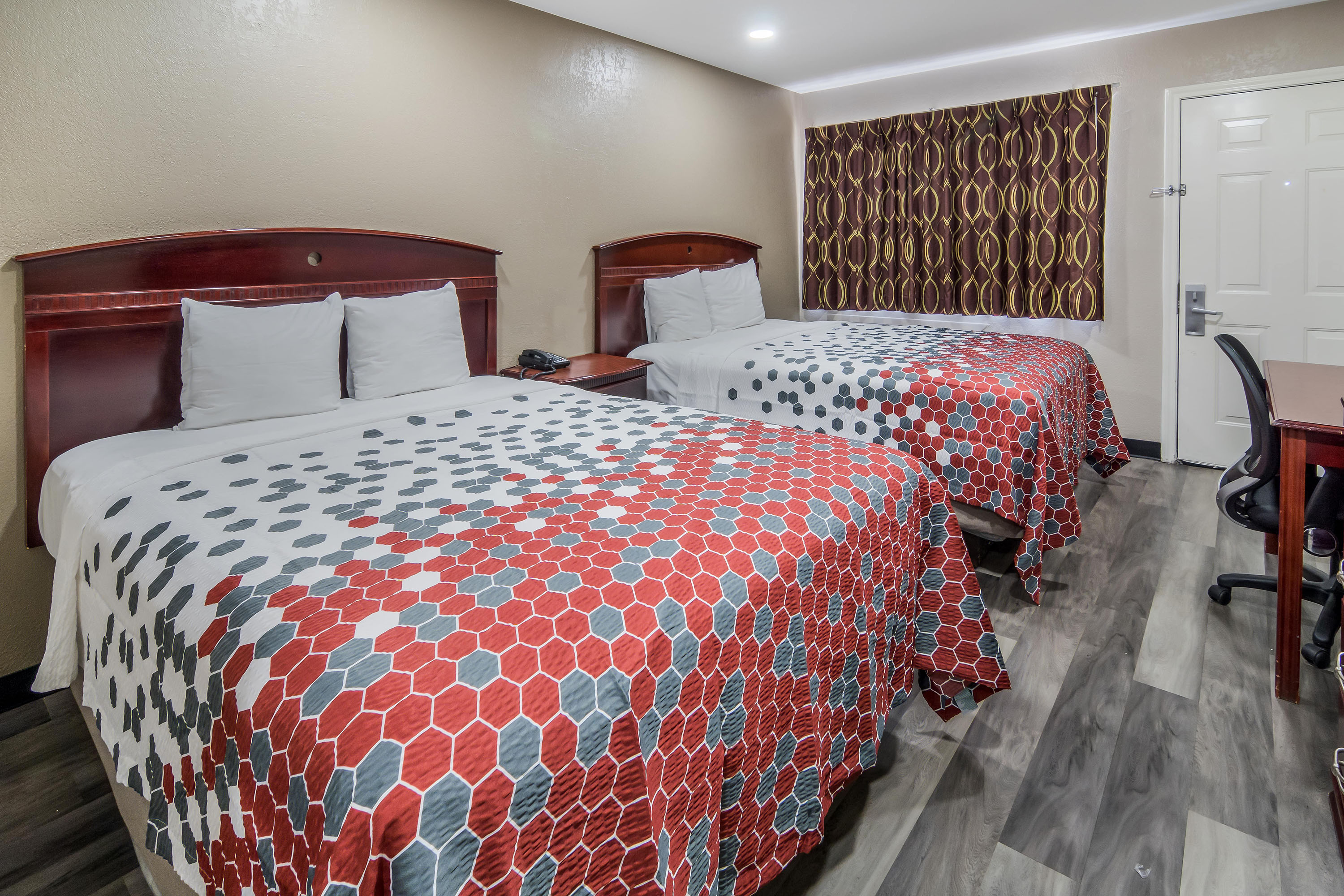 Guest room at the Super 8 by Wyndham Waco North I-35 in Waco, Texas