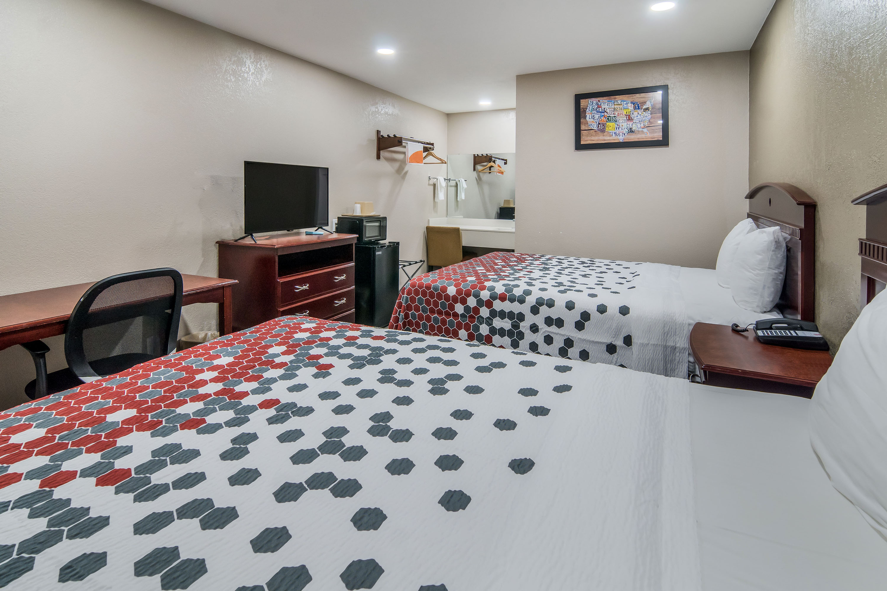 Guest room at the Super 8 by Wyndham Waco North I-35 in Waco, Texas