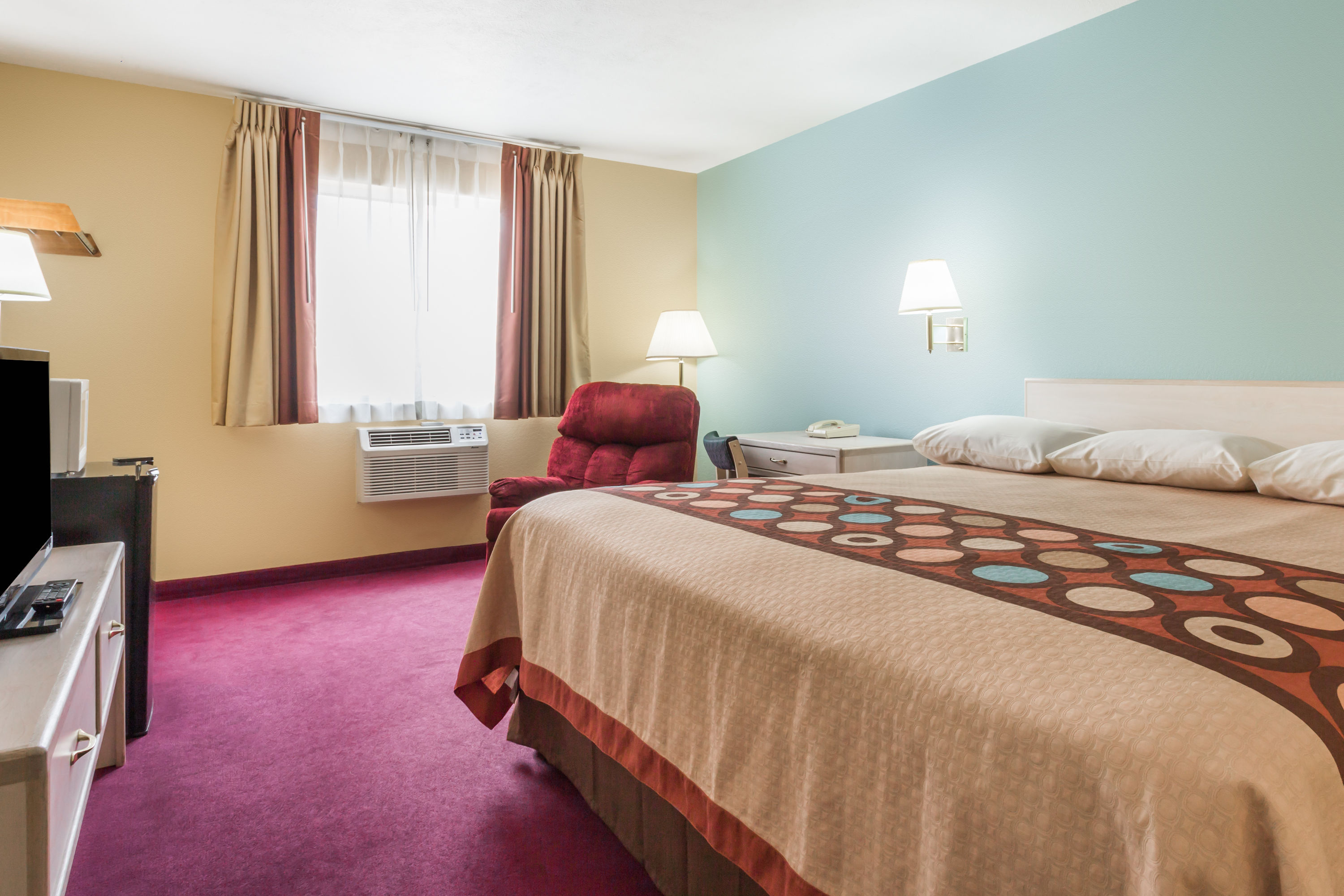 Super 8 by Wyndham Nephi Nephi, UT Hotels