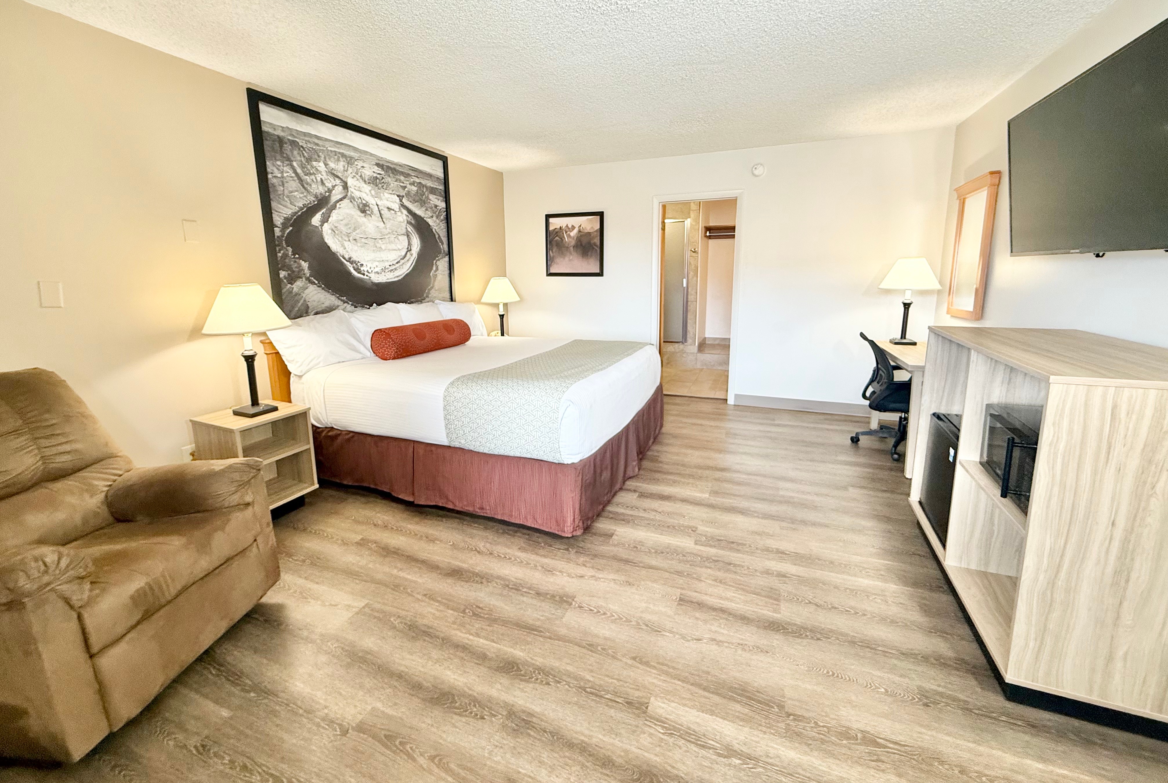 Guest room at the Super 8 by Wyndham Salina/Scenic Hills Area in Salina, Utah