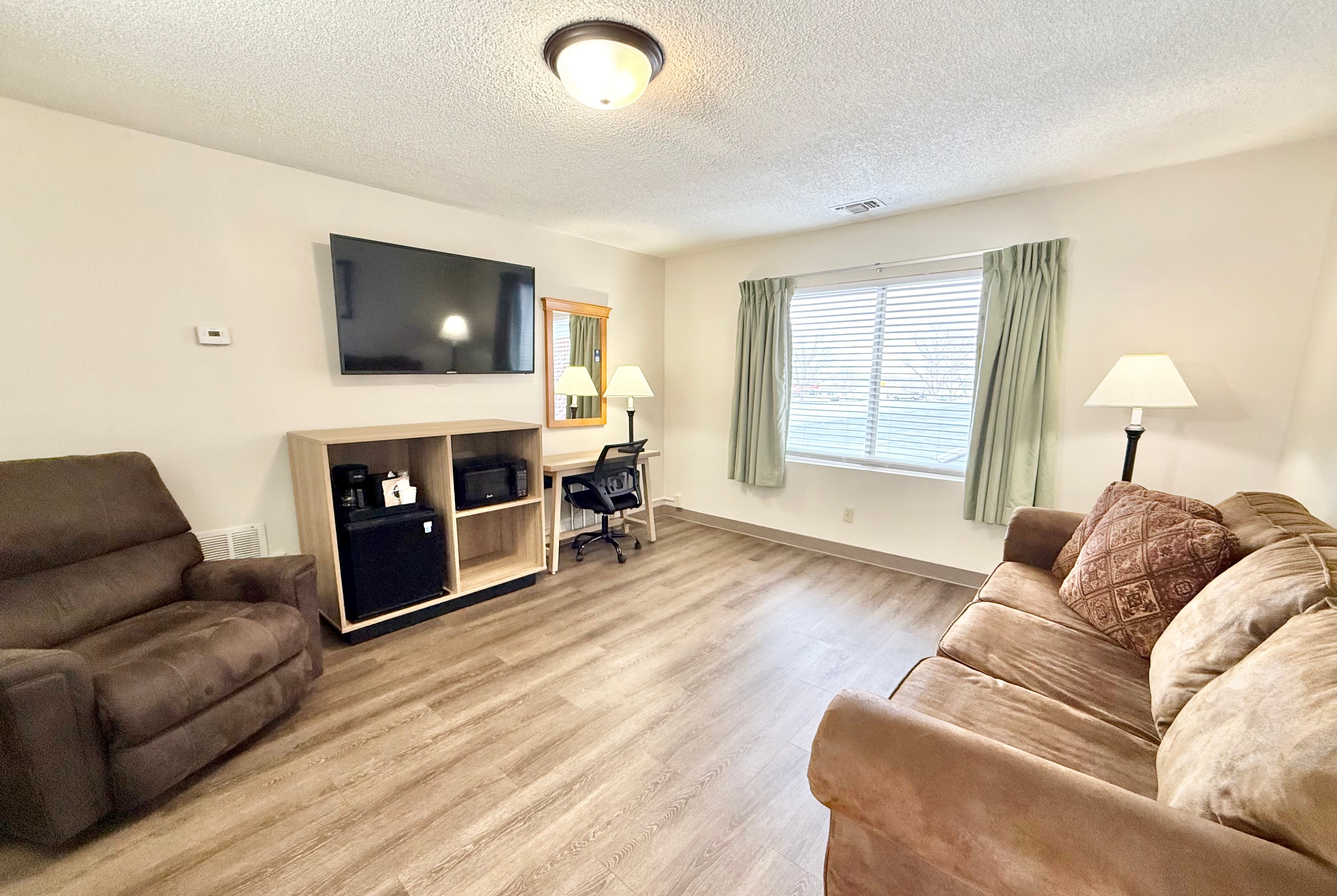 Guest room at the Super 8 by Wyndham Salina/Scenic Hills Area in Salina, Utah