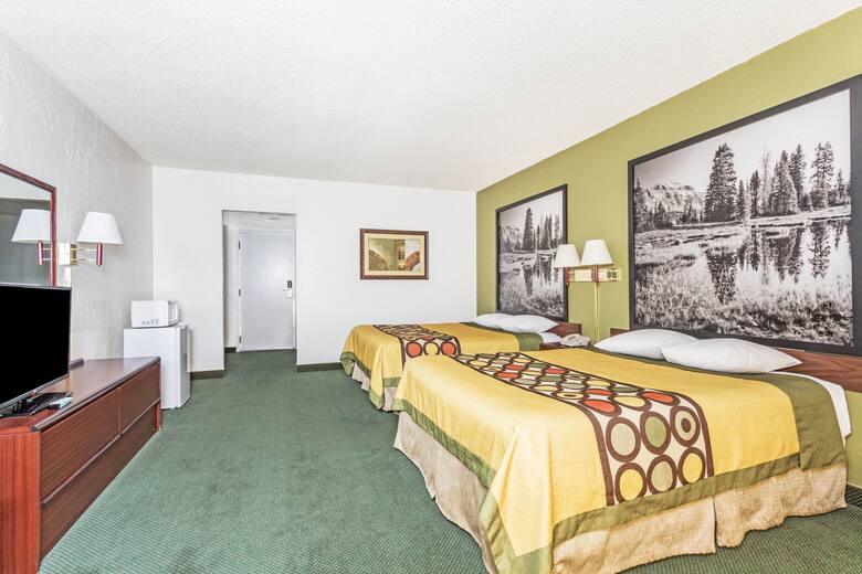 Guest room at the Super 8 Wendover in Wendover, Utah