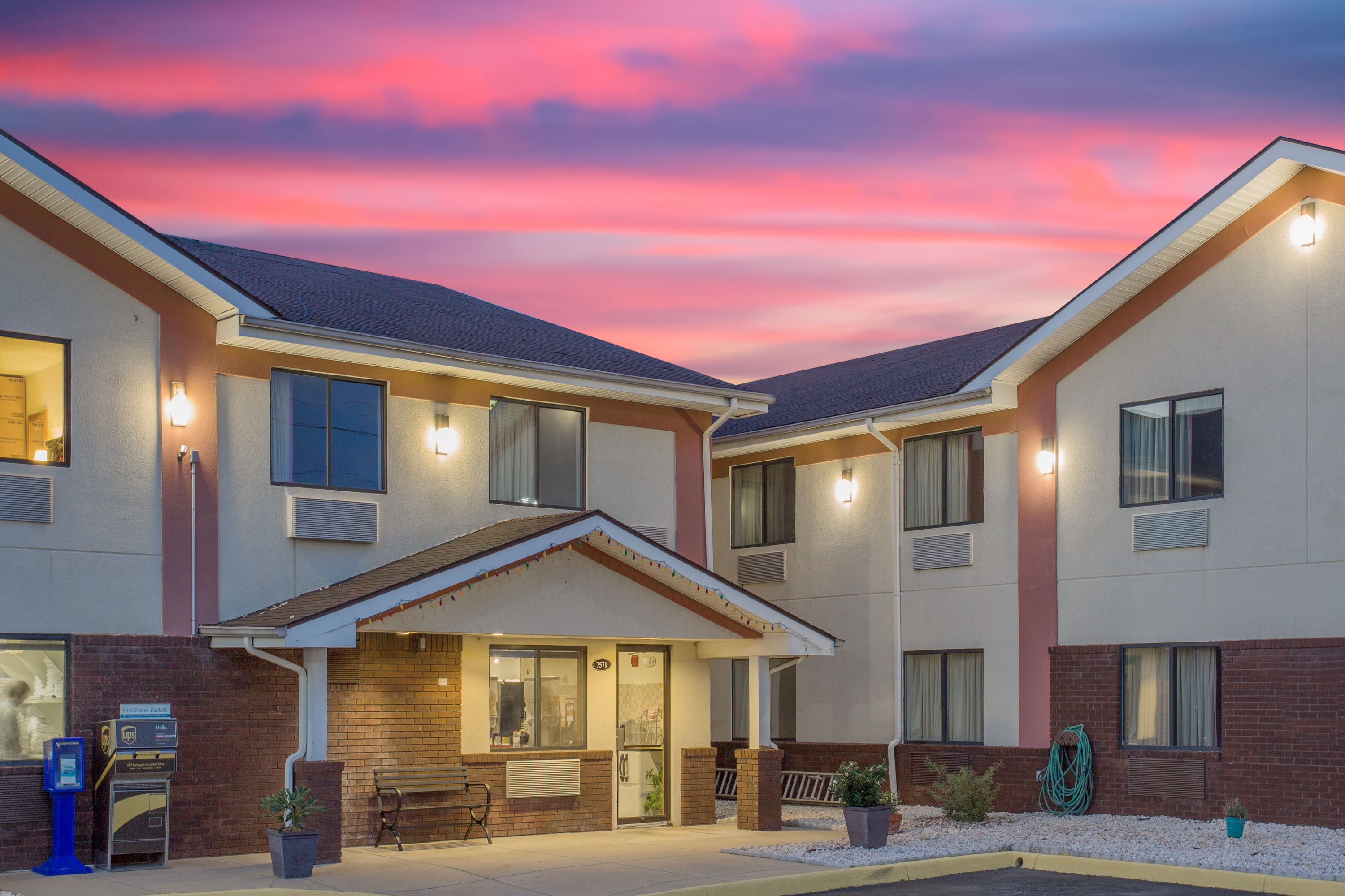 Super 8 by Wyndham Appomattox VA Appomattox VA Hotels