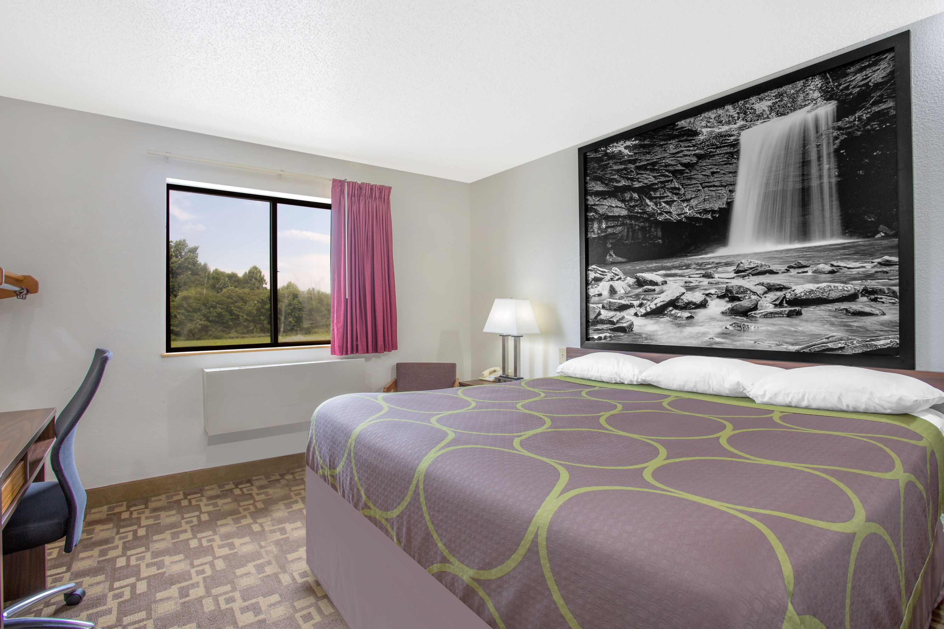 Super 8 by Wyndham Appomattox VA Appomattox, VA Hotels