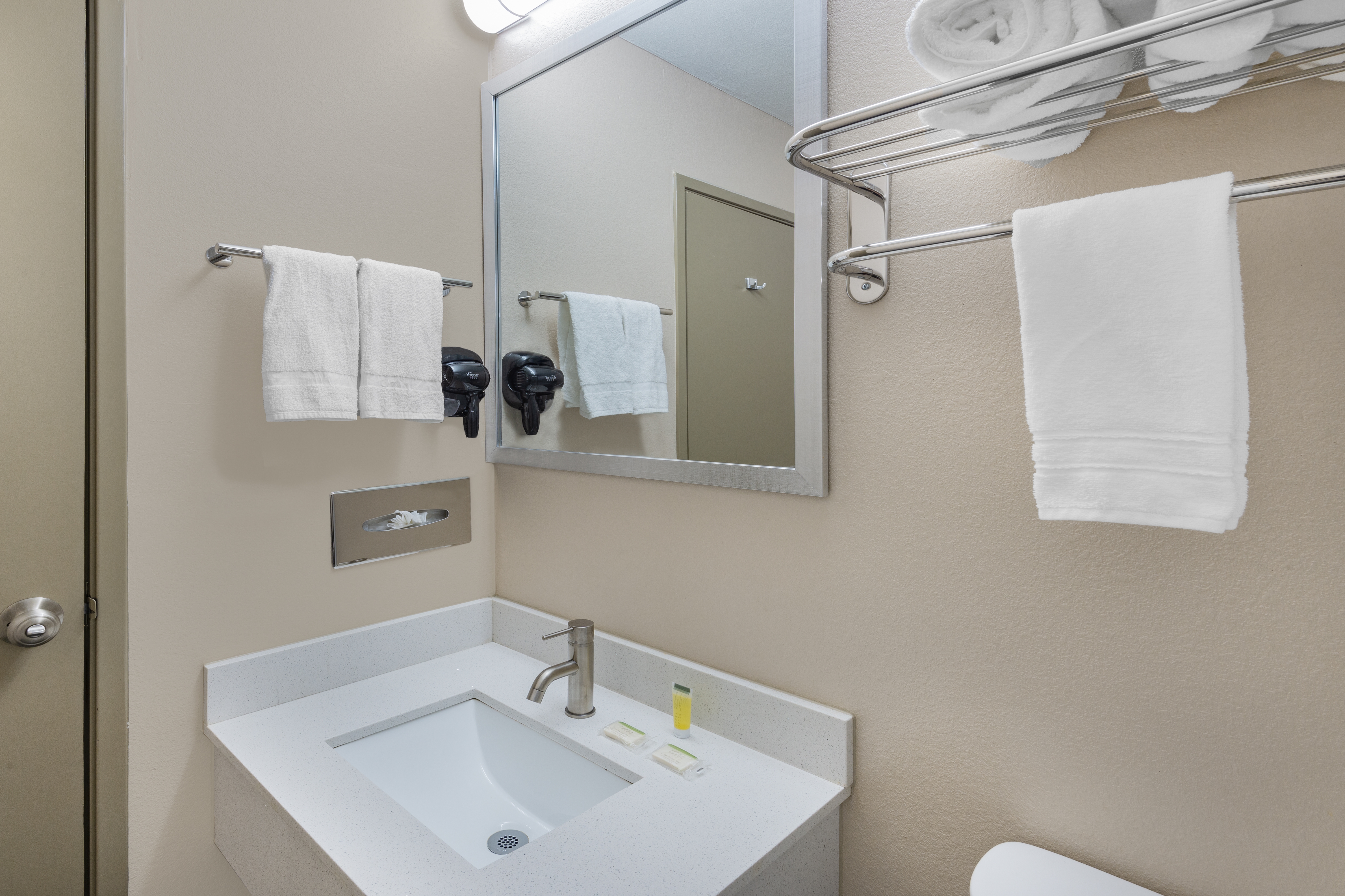 Guest room bath at the Super 8 by Wyndham Charlottesville in Charlottesville, Virginia