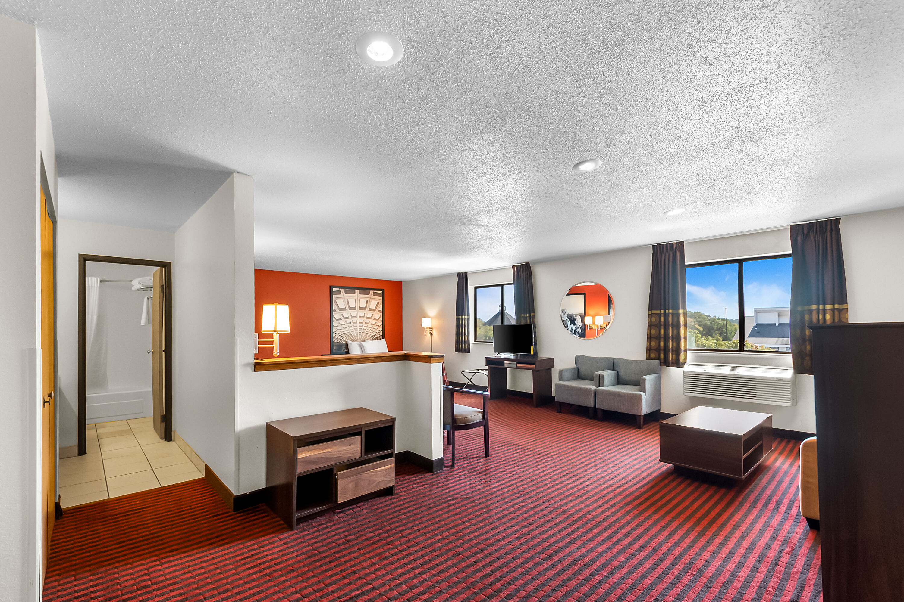 Super 8 by Wyndham Dumfries/Quantico suite in Dumfries, Virginia