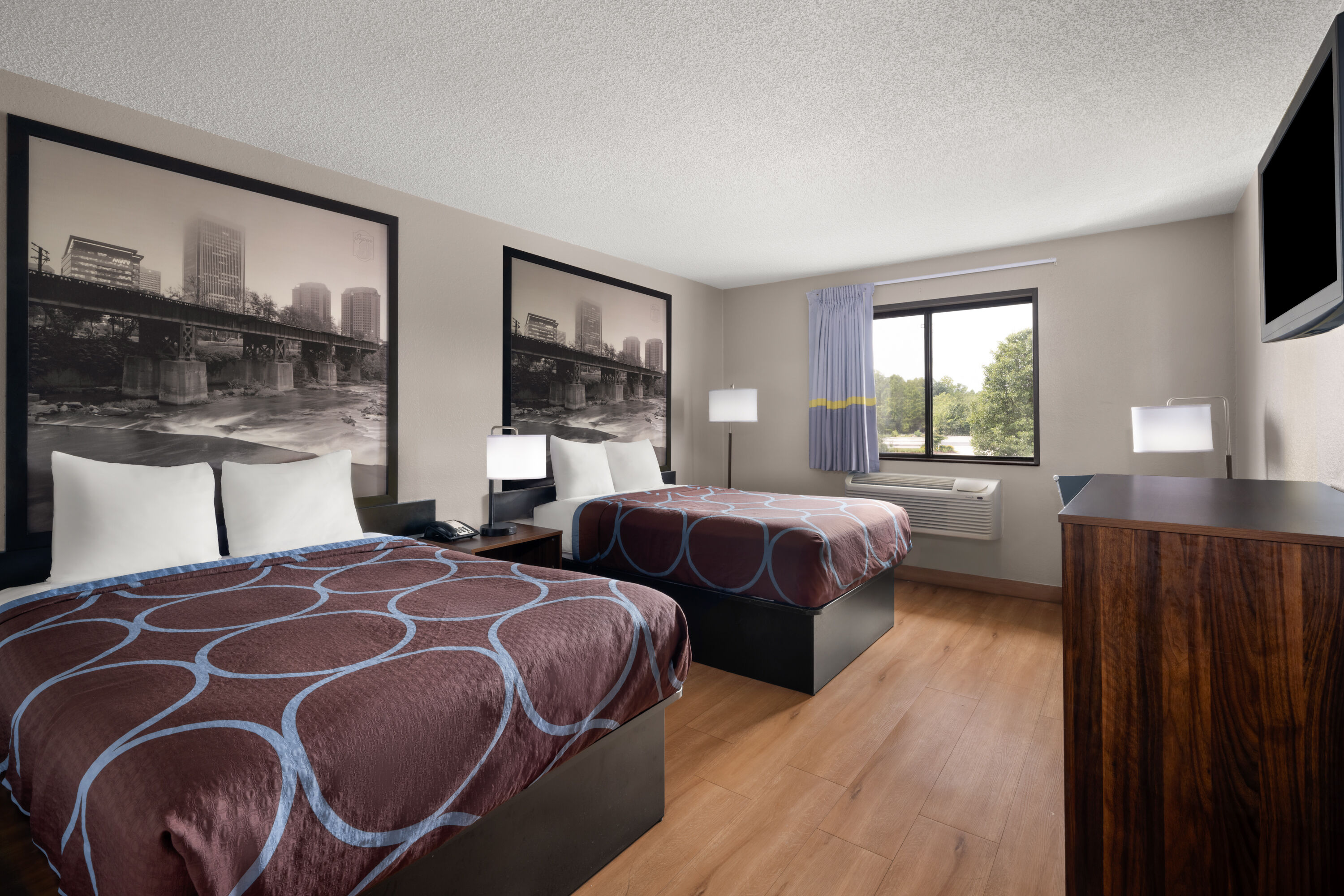 Guest room at the Super 8 by Wyndham Farmville in Farmville, Virginia